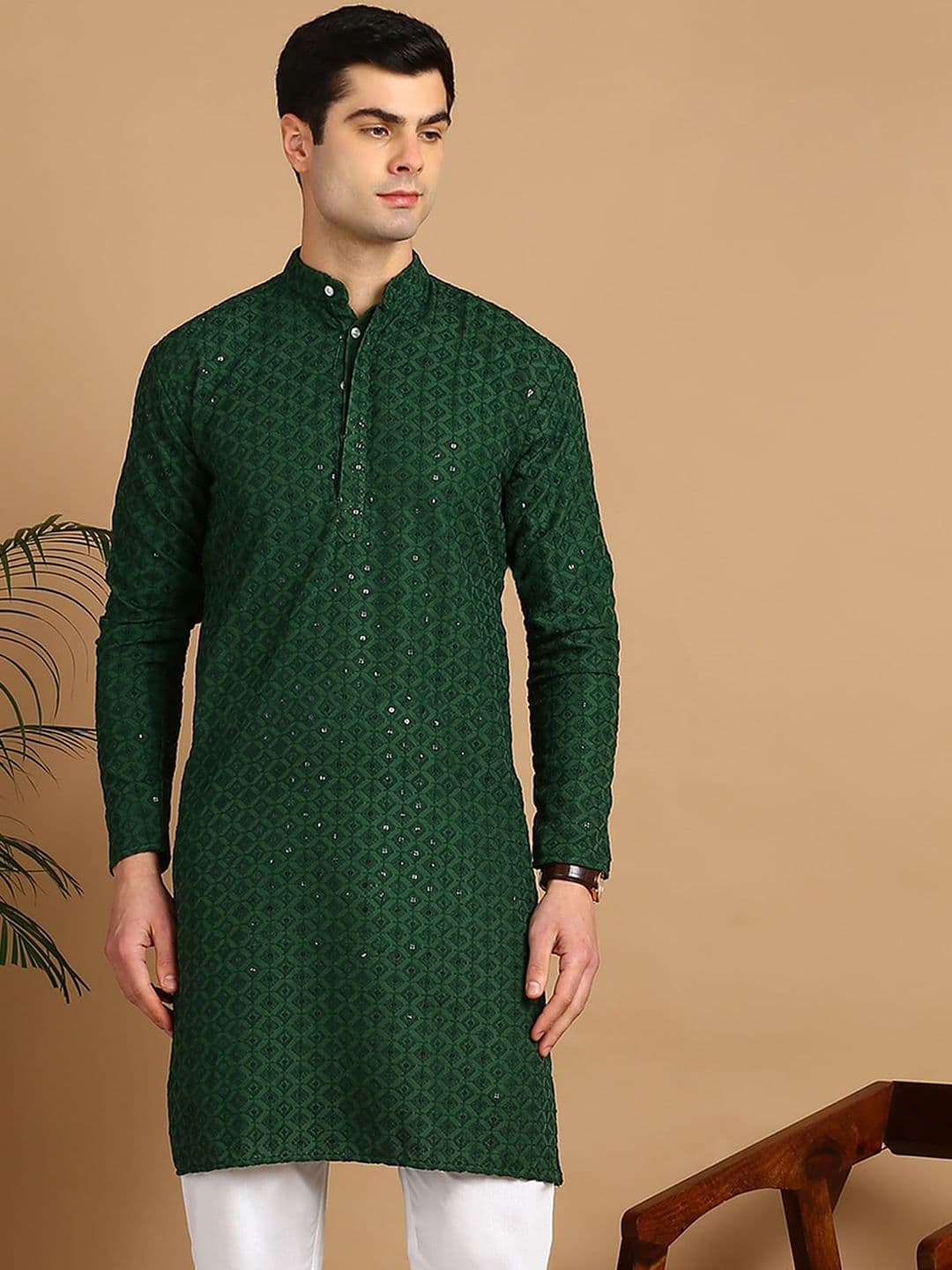 FUBAR Ethnic Motif Embroidered Sequined Straight Kurta - view 1
