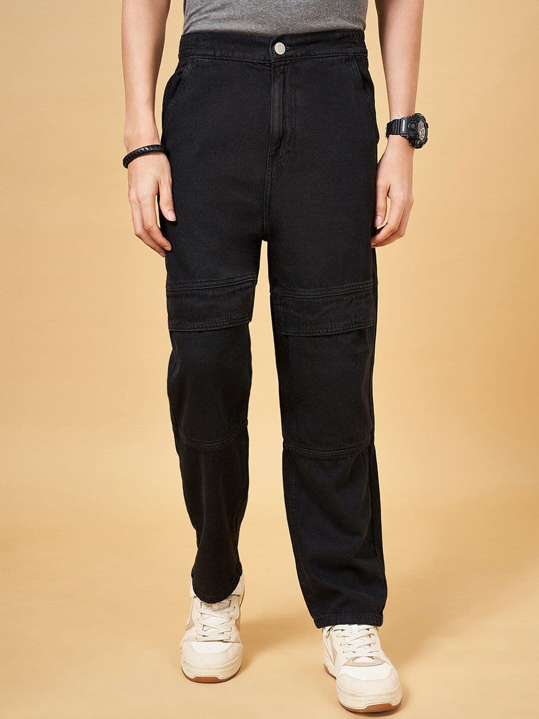 People Men Relaxed Fit Mid Rise Clean Look Pure Cotton Jeans - view 1