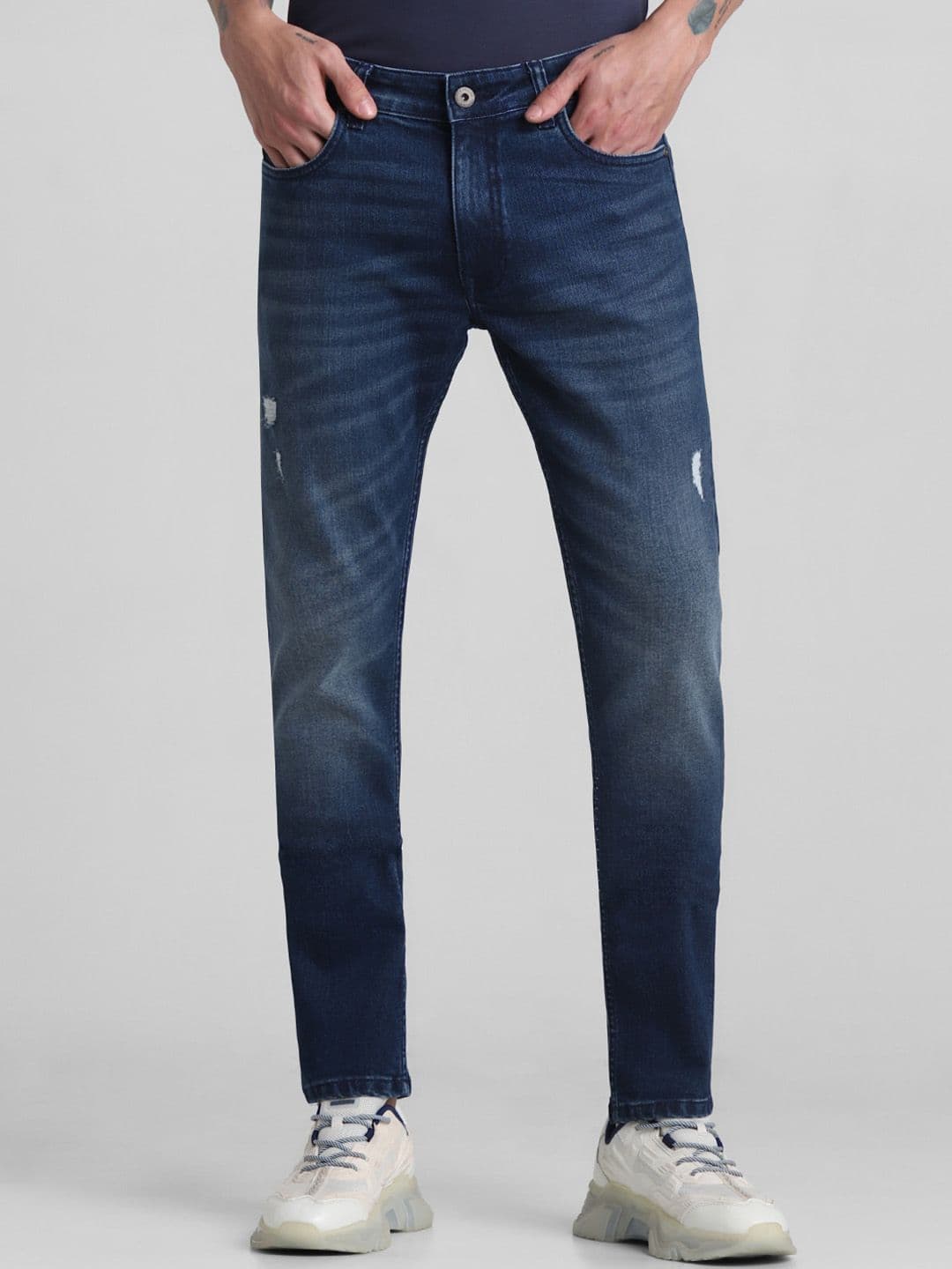 Jack & Jones Men Clark Low Distress Heavy Fade Stretchable Jeans