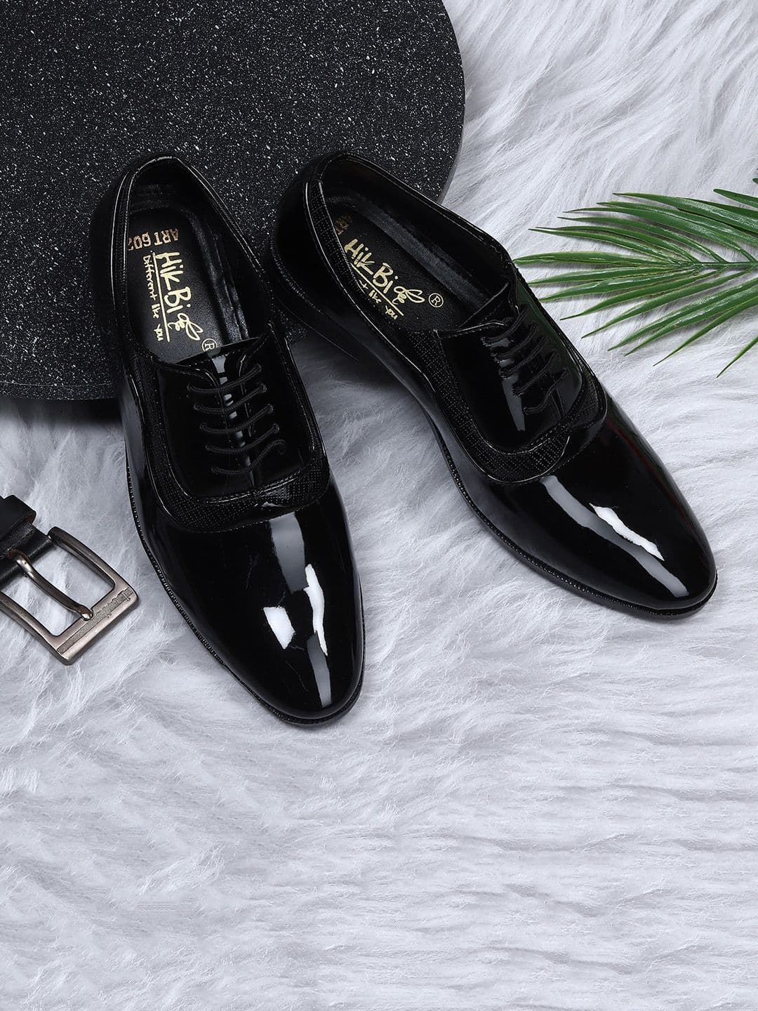 HikBi Men Round-Toe Formal Derbys - view 1