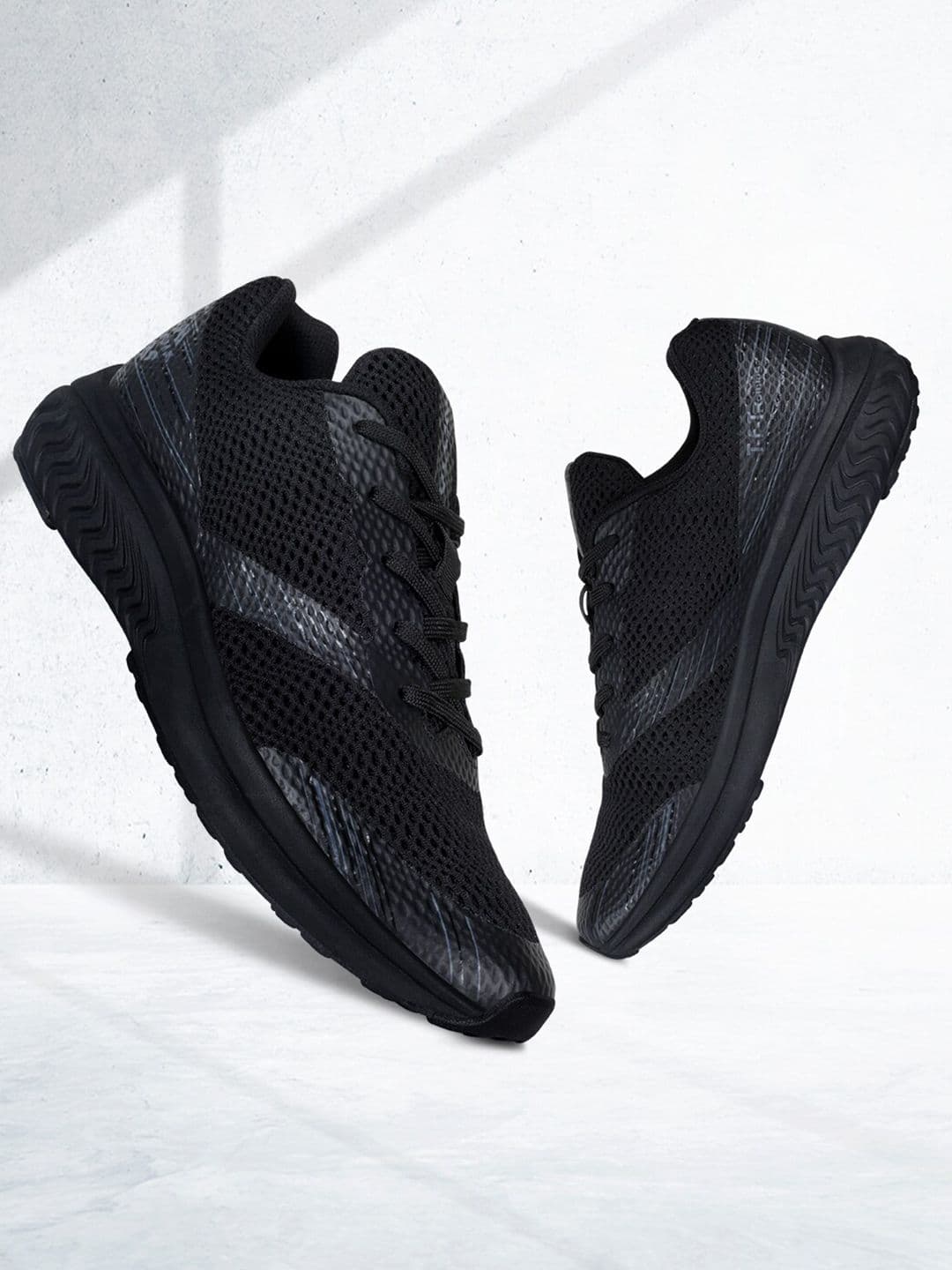 NIVIA TFT Running Shoe - view 1