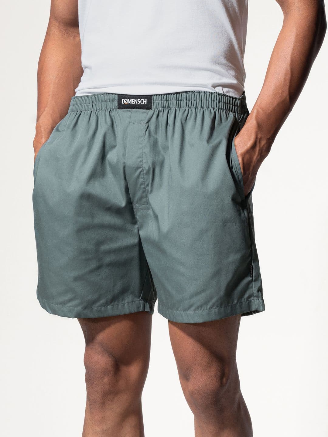 DAMENSCH Breeeze Ultralight Pure Cotton Boxer
S1001-RLXGRN - view 1