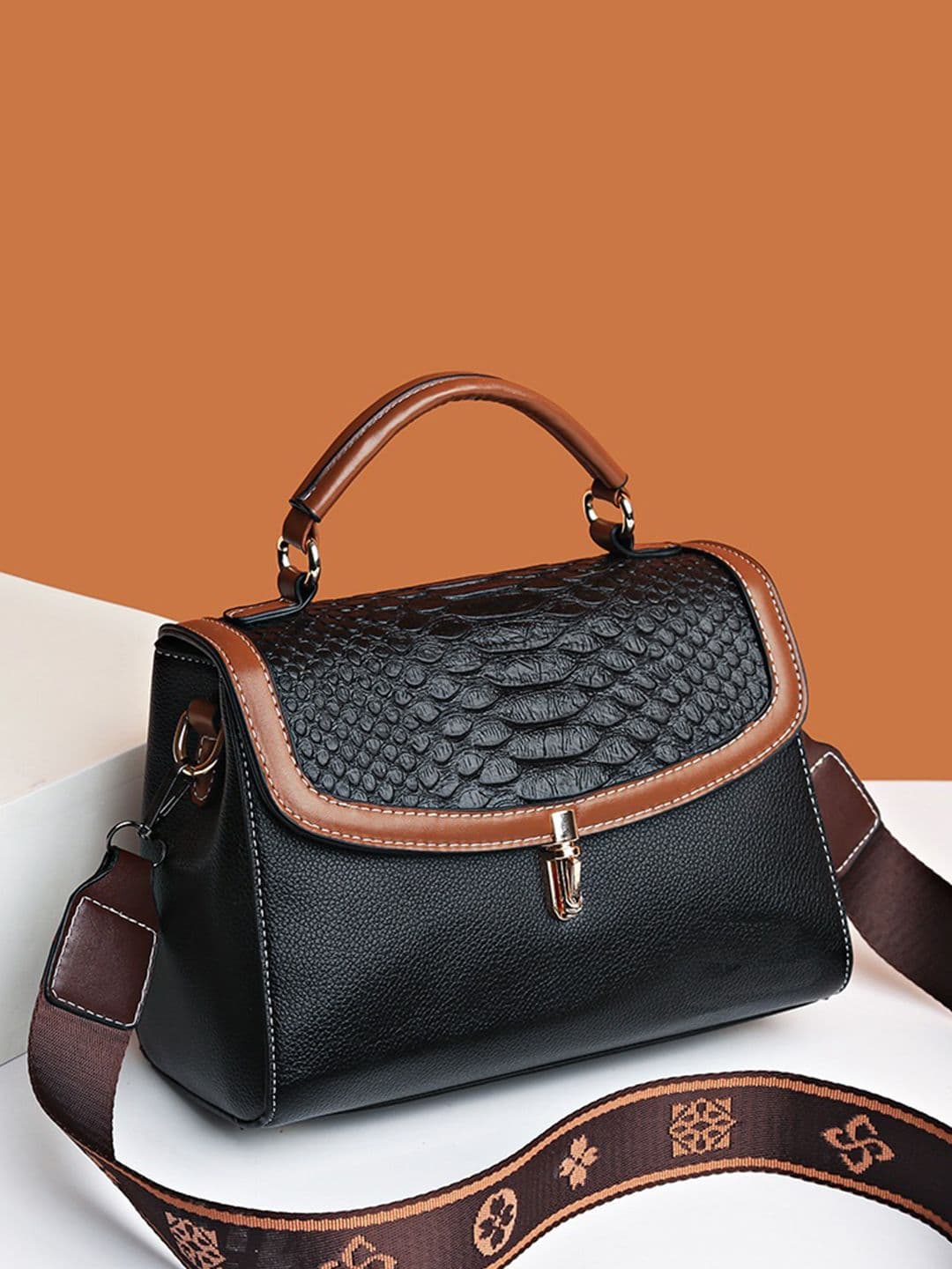 Diva Dale PU Structured Handheld Bag with Quilted - view 1