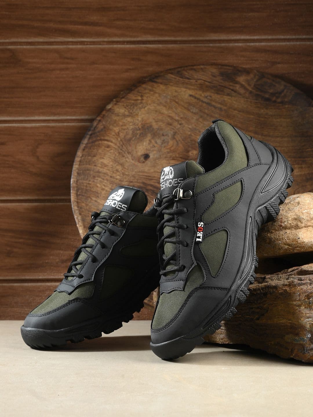 Leo's Fitness Shoes Men Canvas Trekking Shoes - view 1