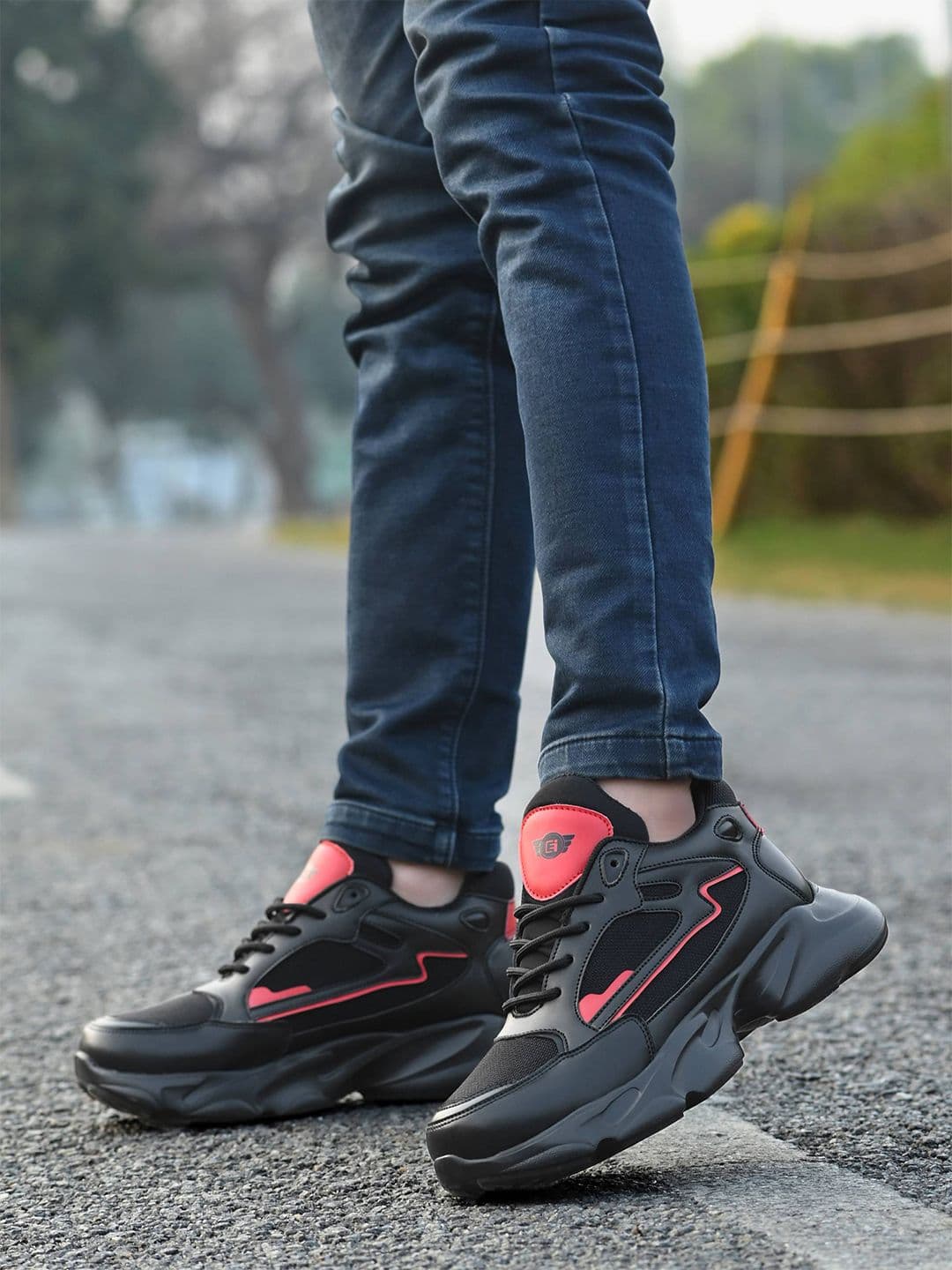 Eego Italy Men Lightweight Training or Gym Shoes - view 1