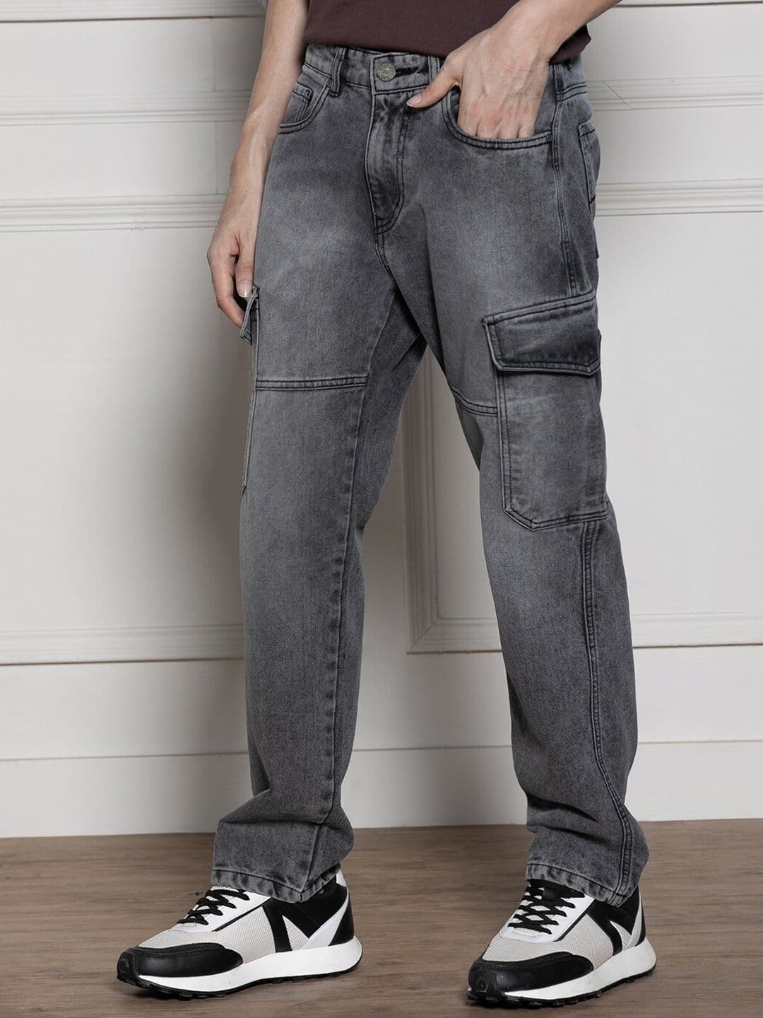 Dennis Lingo Men Relaxed Fit Clean Look Cargo Styles Heavy Fade Jeans - view 1