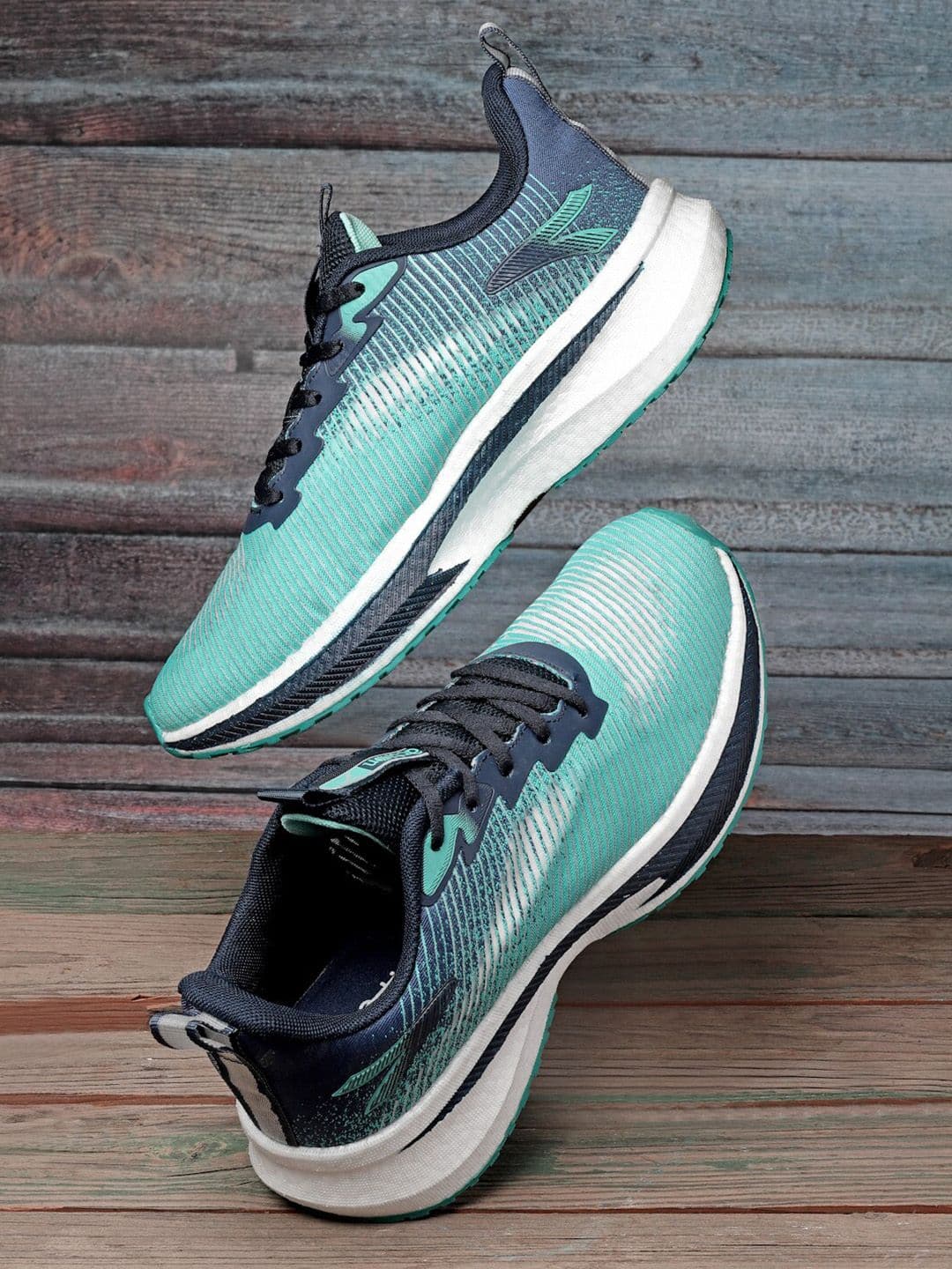 Action Men Mesh Lightweight Running Shoes - view 1