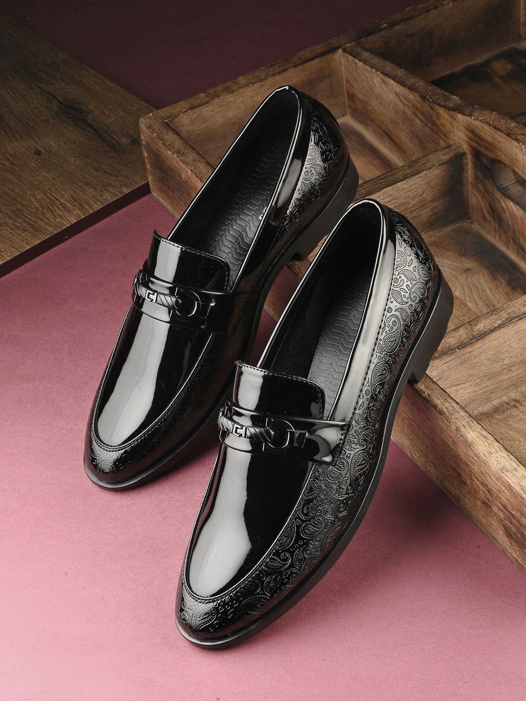 INVICTUS Men Round Toe Faux Leather Formal Slip On Loafers - view 1