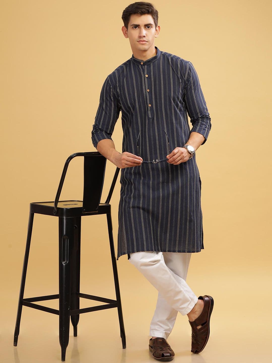Anouk Pure Cotton Self Stripe Knee Length Kurta - view 1