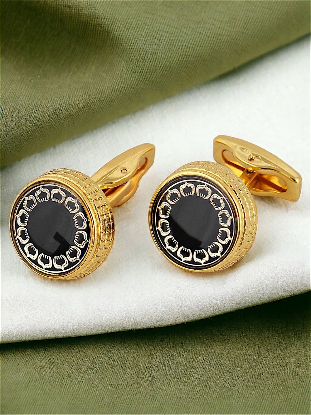 LUCKY JEWELLERY Golden Design Formal Cufflink - view 1