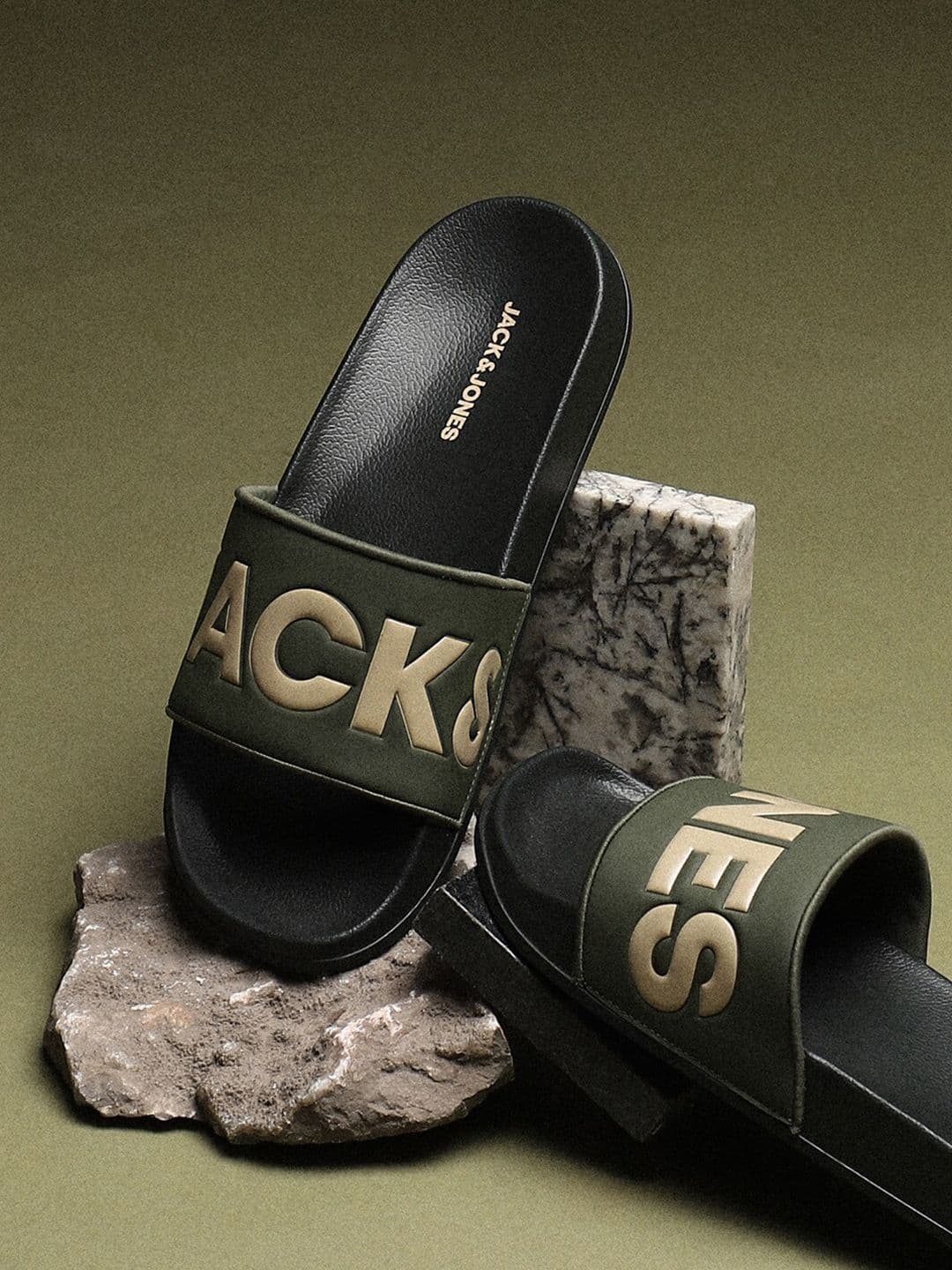 Jack & Jones Men Printed Sliders - view 1