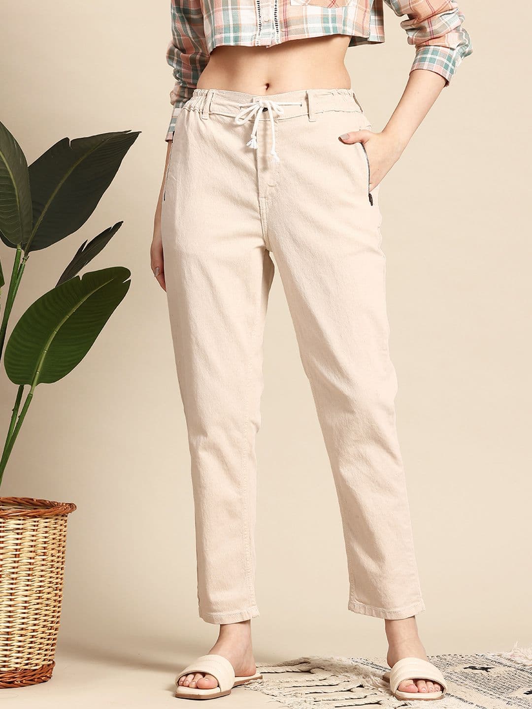 Mast & Harbour Women Boyfriend Fit High-Rise Stretchable Jeans - view 1