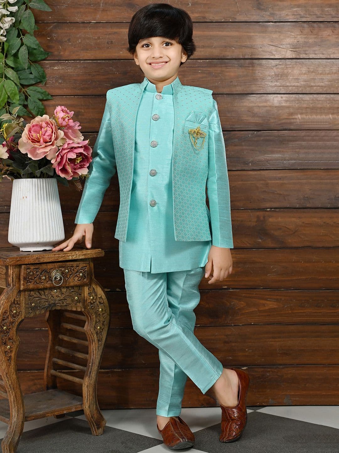ahhaaaa Boys Mandarin Collar Sherwani Set