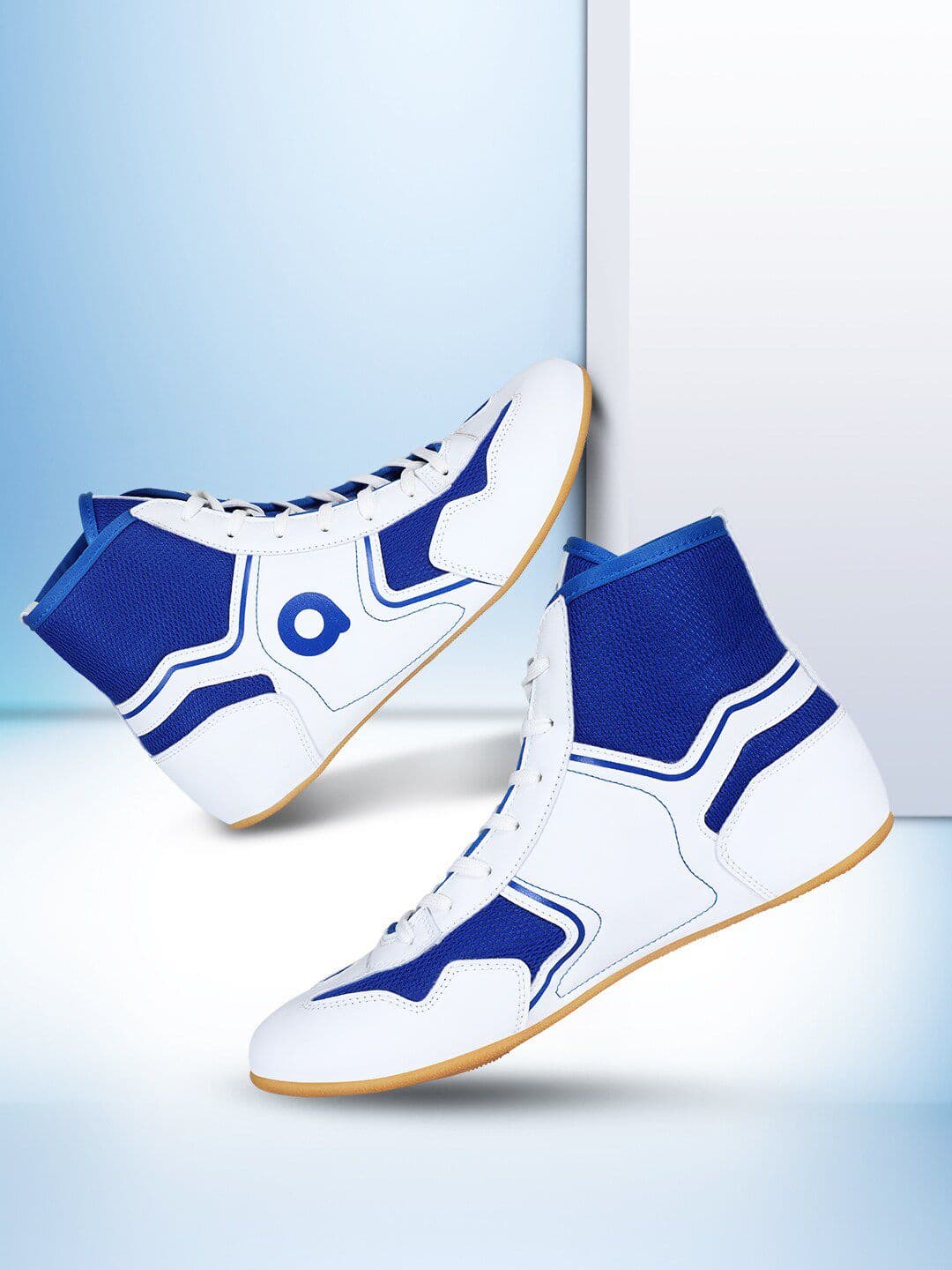 Aivin Men White And Blue Pro Kabaddi League Shoes - view 1