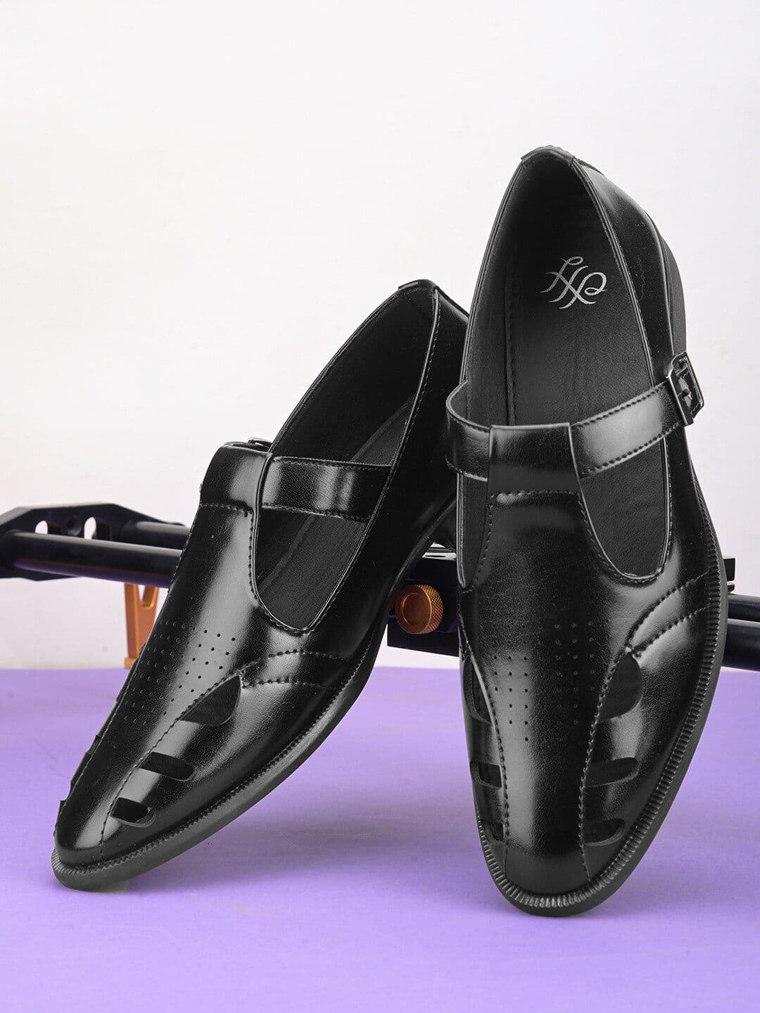 House of Pataudi Men Shoe-Style Sandals - view 1
