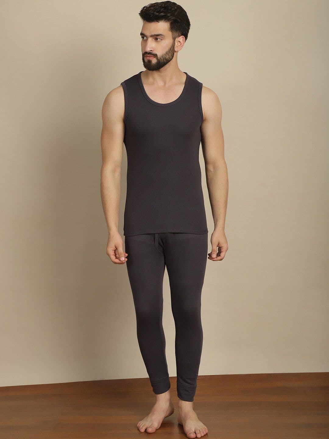 Aerowarm Round Neck Sleeveless Thermal Set - view 1