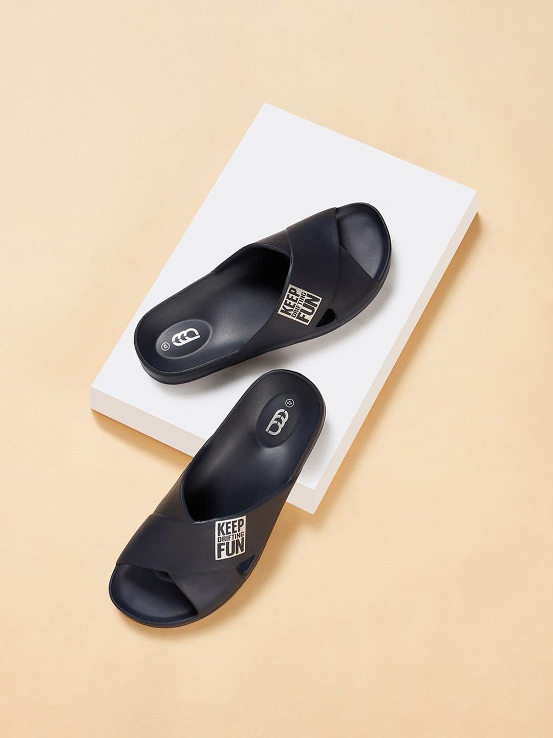 Ajile by Pantaloons Men Rubber Sliders - view 1