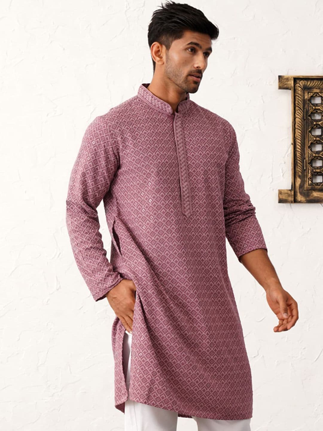 Jompers Ethnic Motifs Embroidered Sequinned Mandarin Collar Straight Kurta