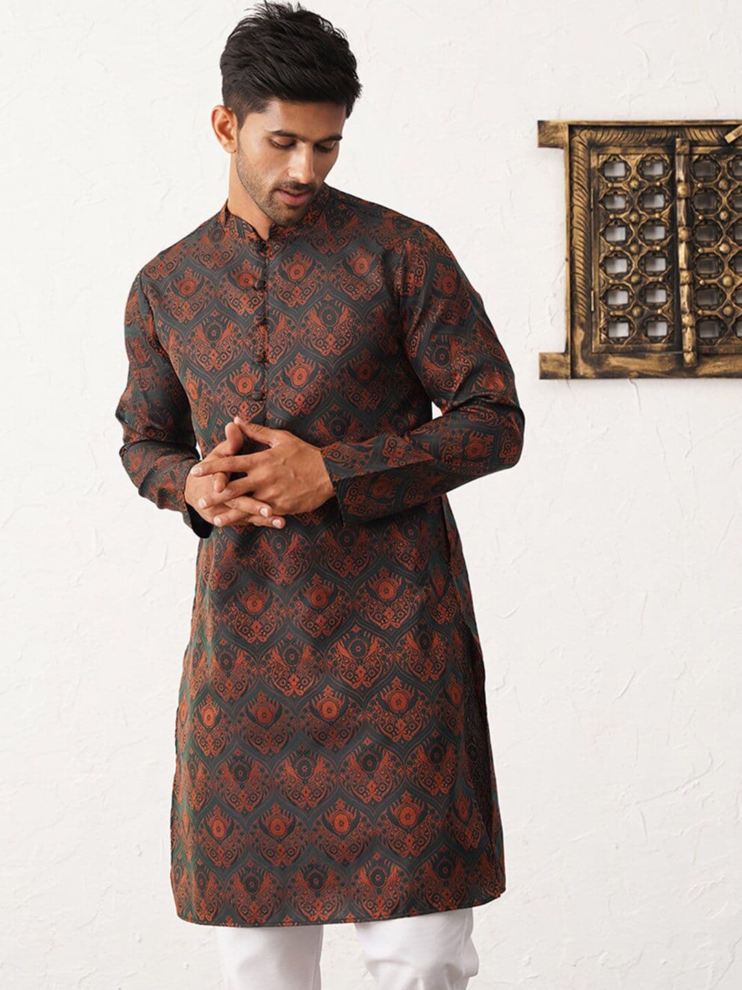Jompers Ethnic Motifs Printed Mandarin Collar Silk & Cotton Straight Kurta - view 1