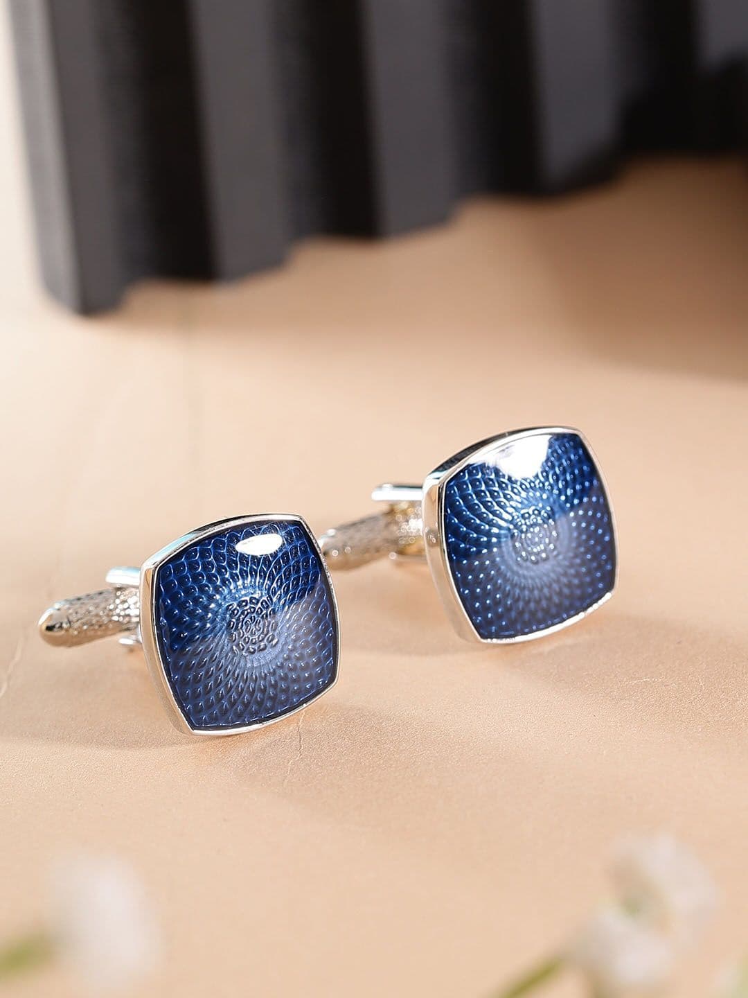 Alvaro Castagnino Embellished Square Cufflinks - view 1