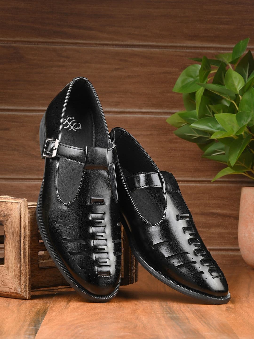 House of Pataudi Men Shoe-Style Sandals - view 1