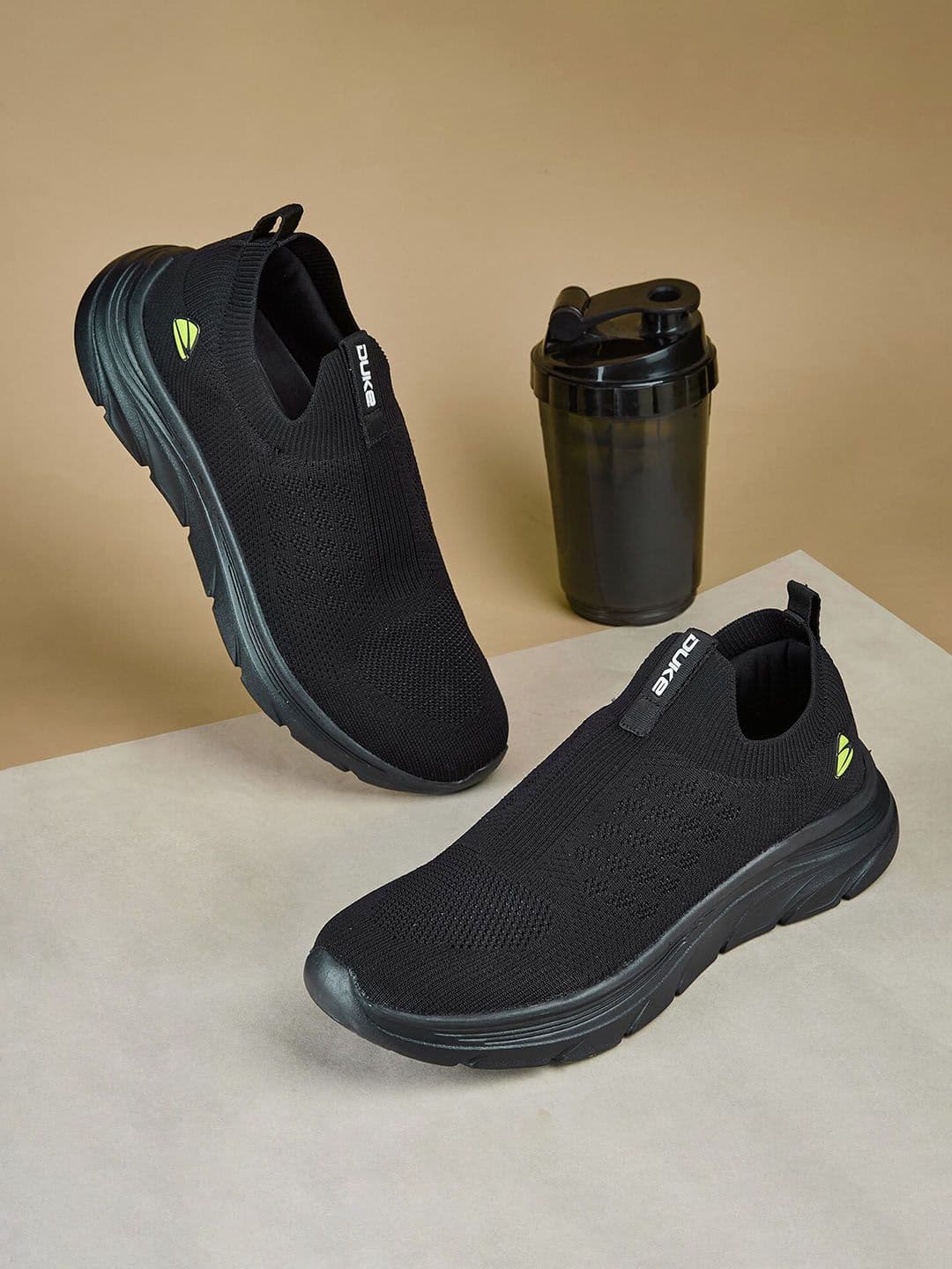 Duke Men Slip On Walking Shoes - view 1