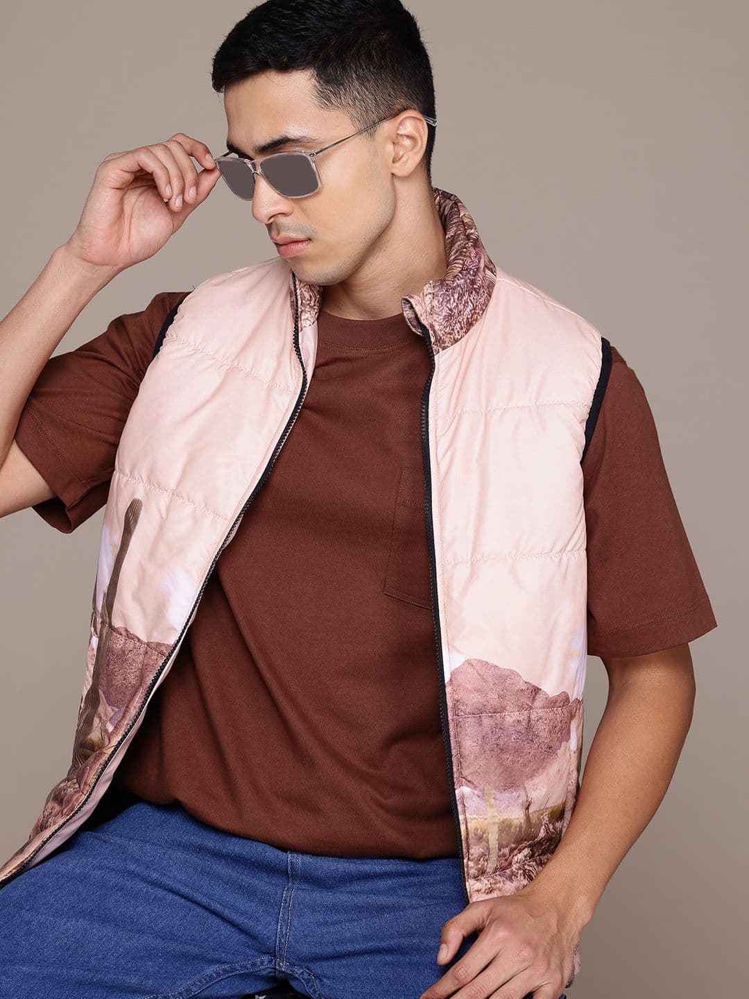 Roadster The Lifestyle Co. Abstract Printed Gilet Padded Jacket - view 1
