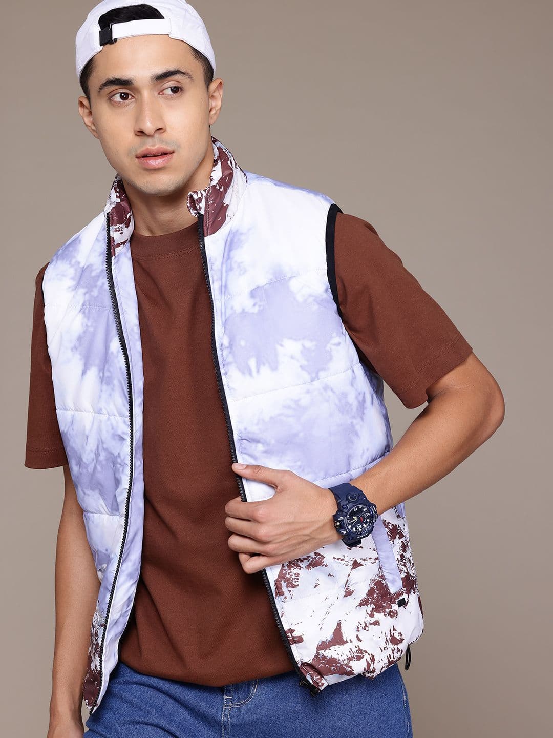 Roadster The Lifestyle Co. Abstract Printed Gilet Padded Jacket - view 1