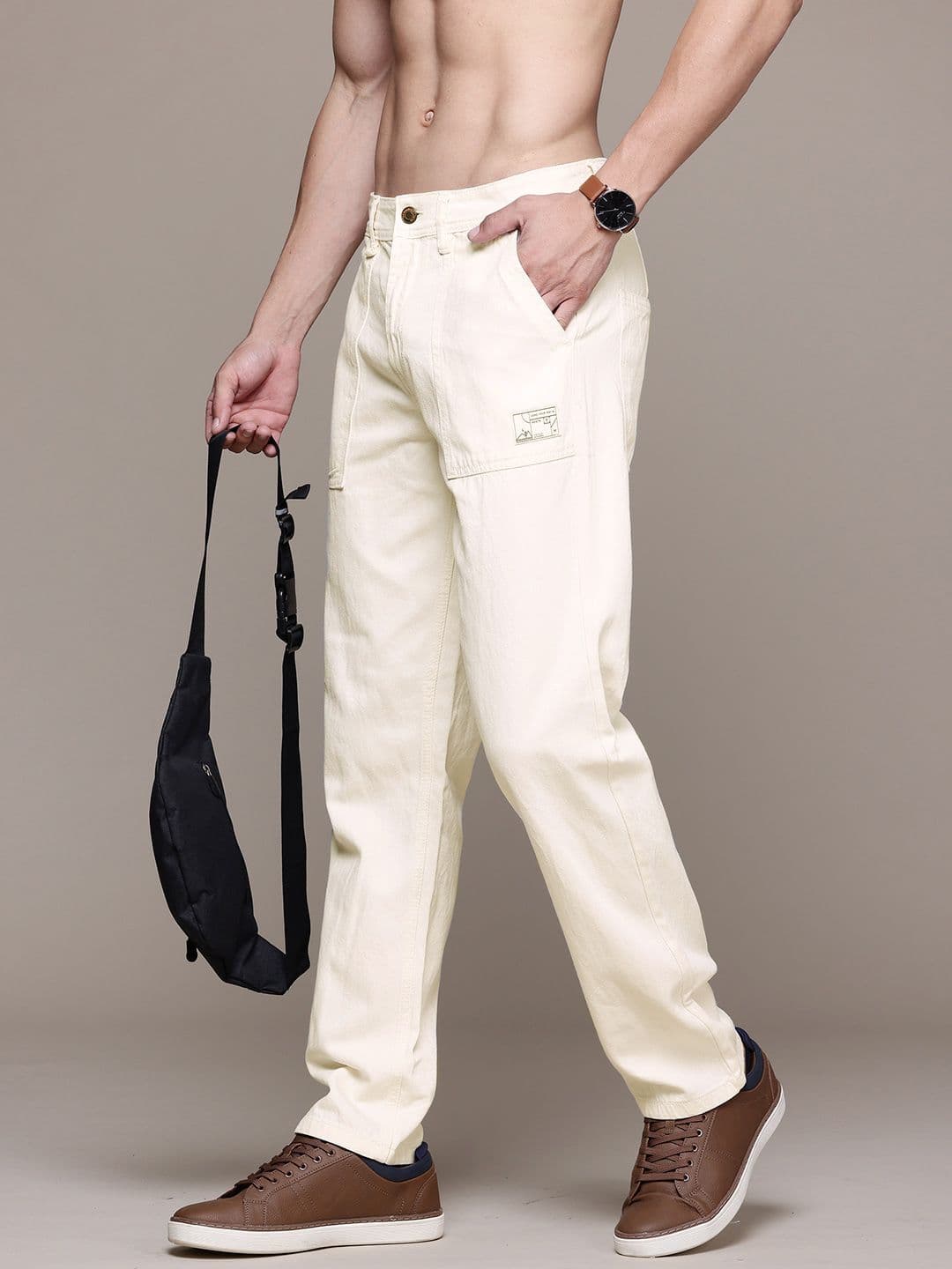 The Roadster Lifestyle Co. Men Relaxed Fit Pure Cotton Jeans - view 1