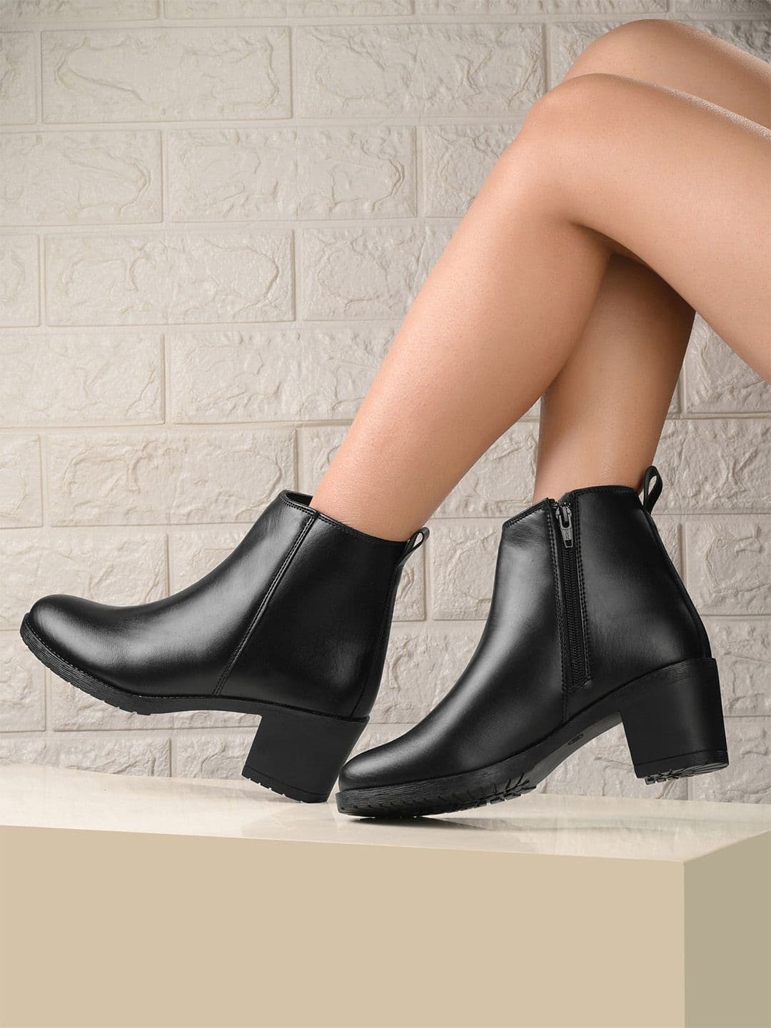 Layasa Women Block heeled Boots - view 1
