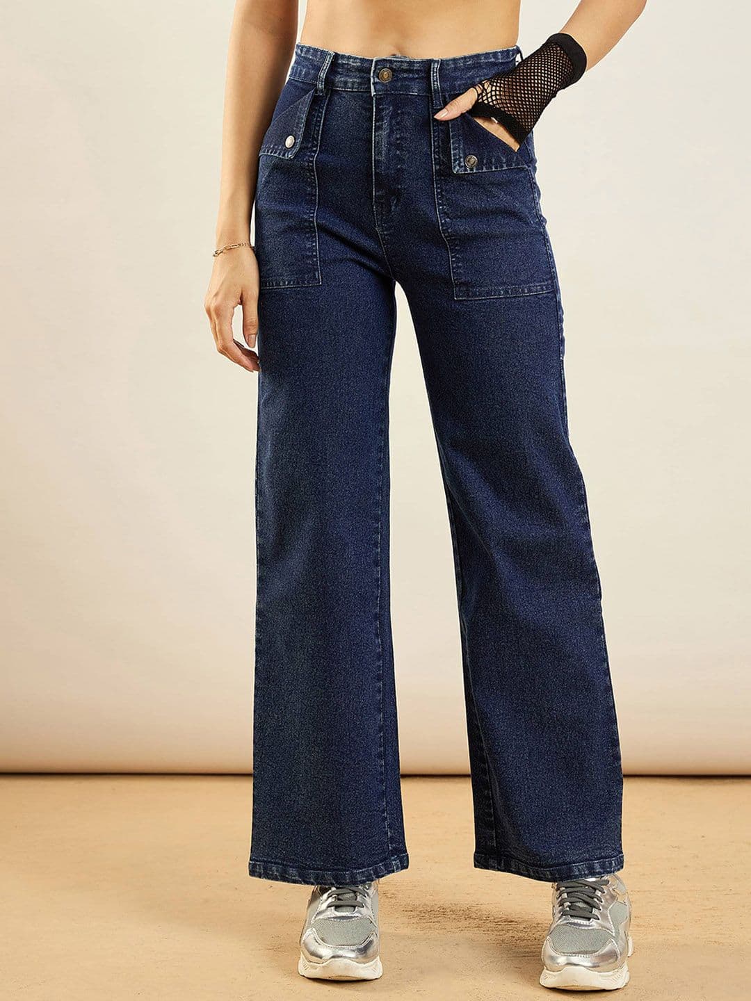 SASSAFRAS Women Straight Fit High-Rise Clean Look Acid Wash Stretchable Jeans - view 1