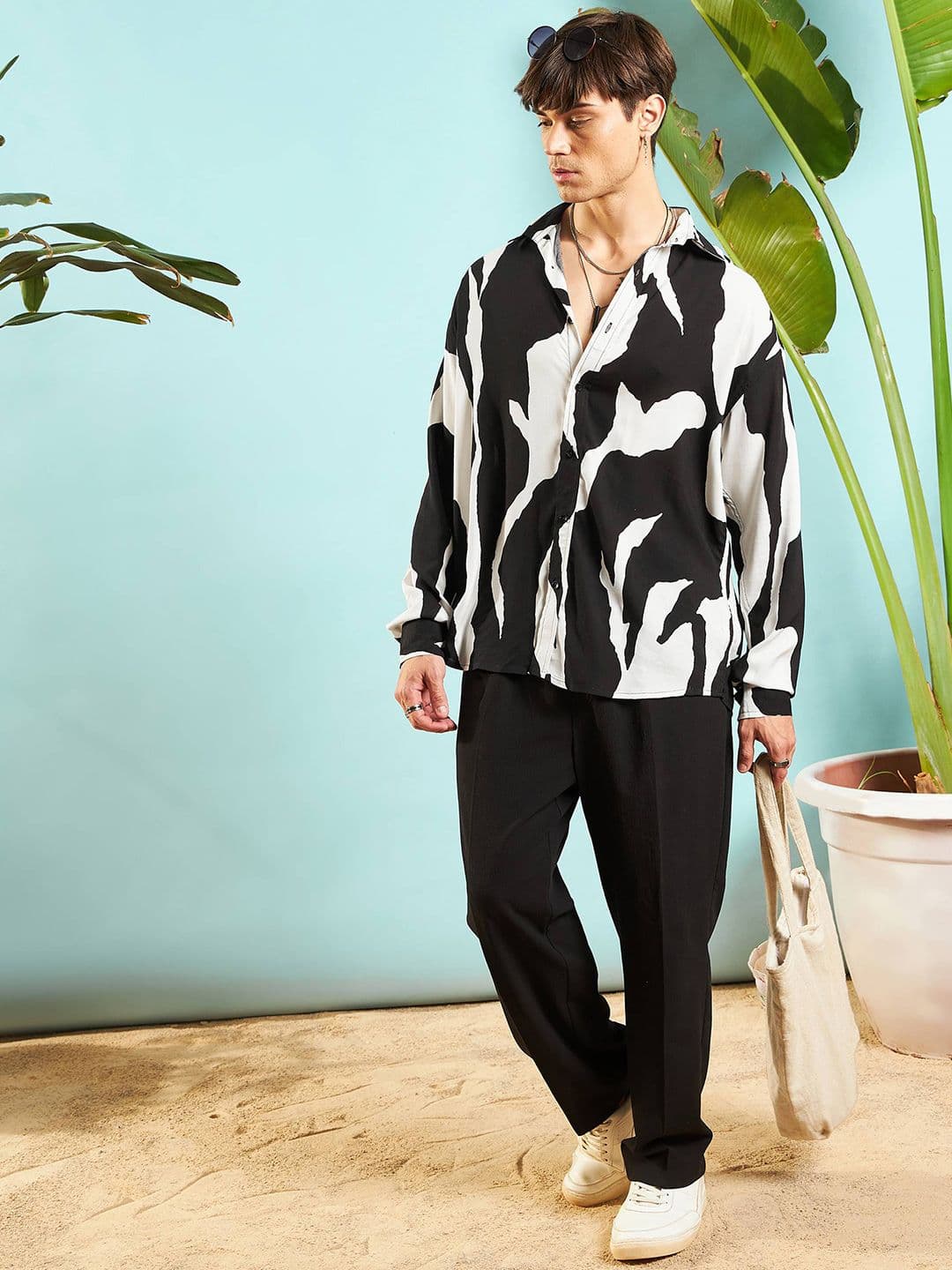 MASCLN SASSAFRAS Men Relaxed Opaque Abstract Printed Casual Shirt - view 1