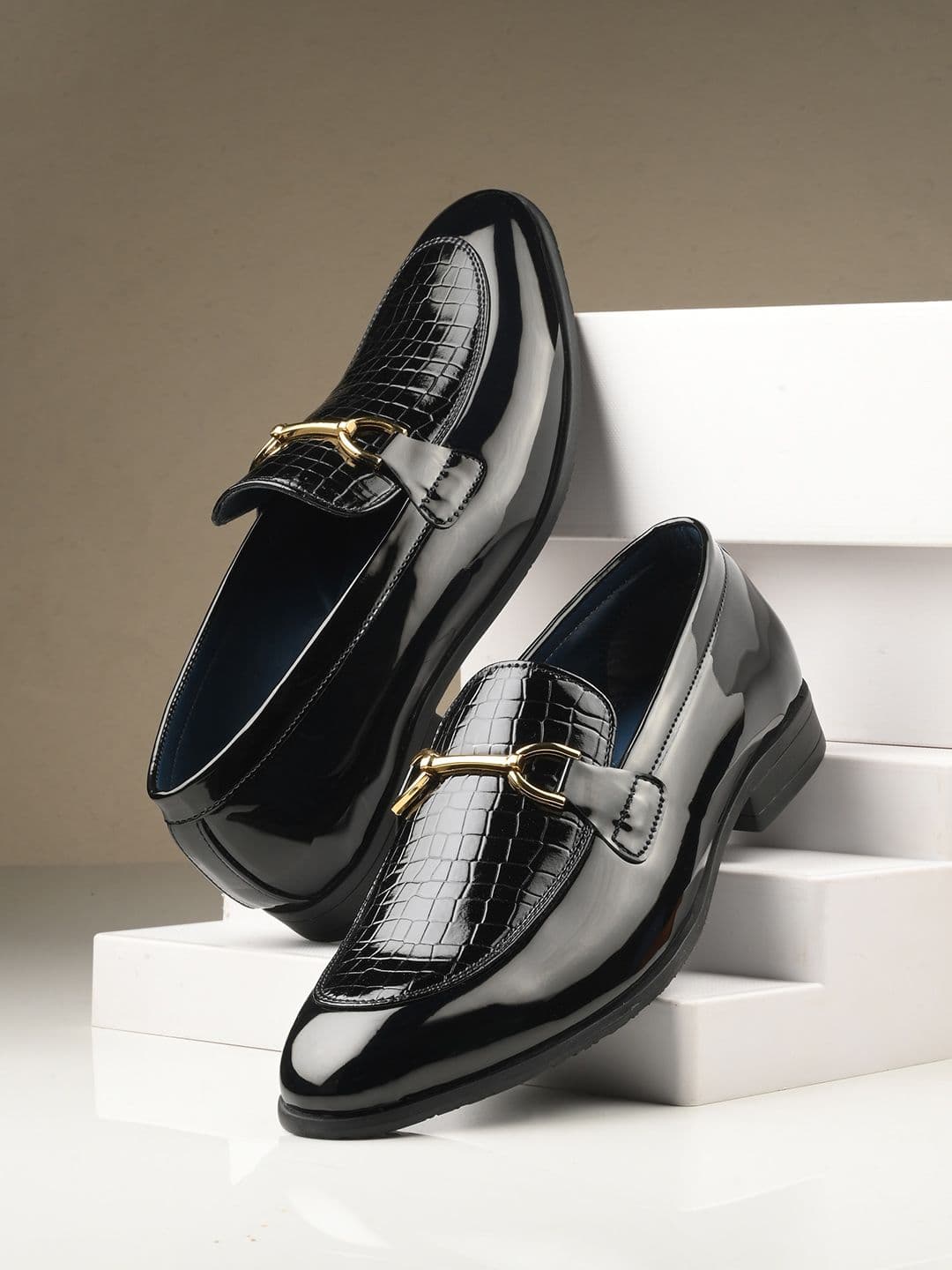 House of Pataudi Men Textured Slip On Formal Loafers - view 1