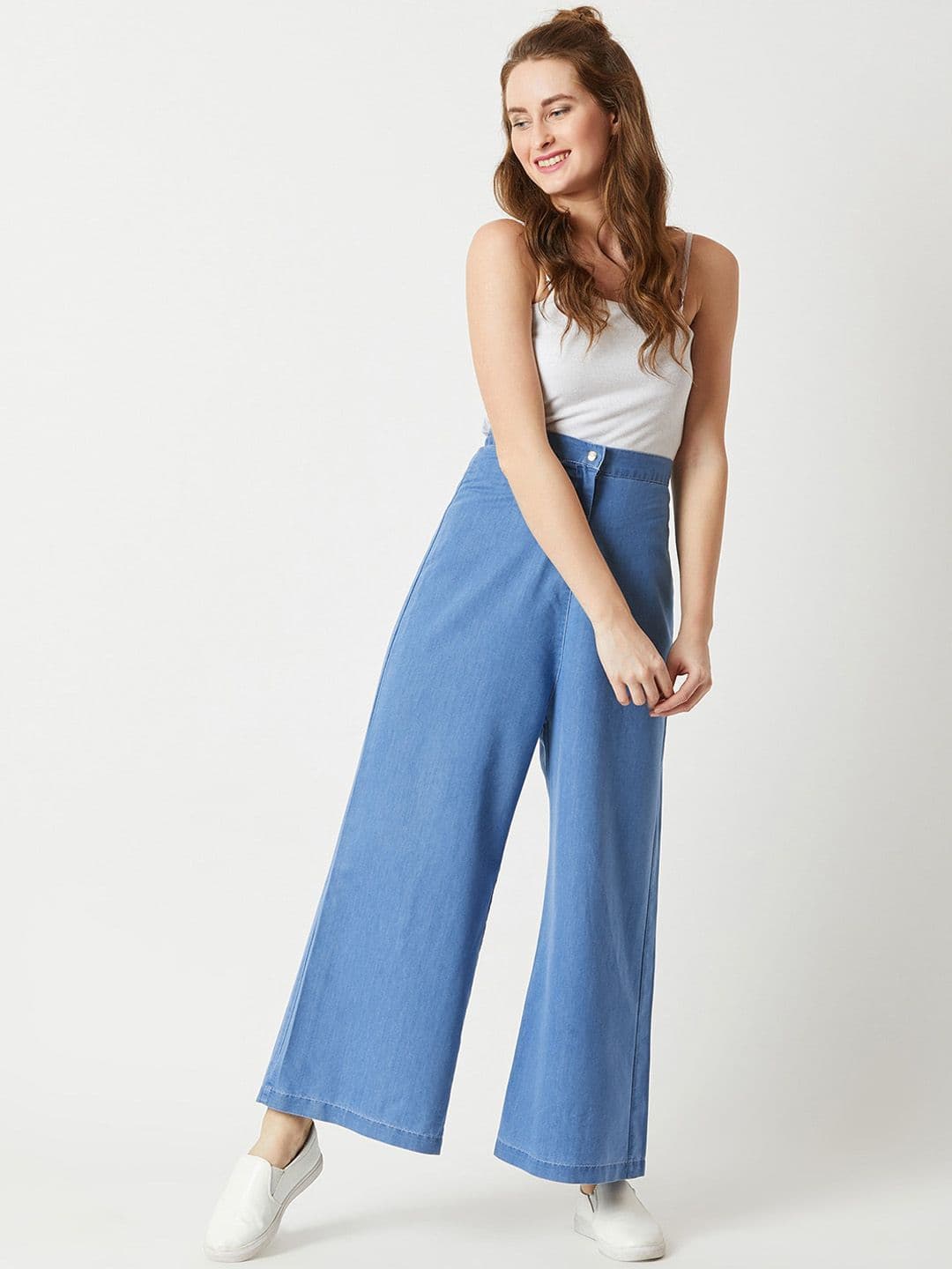 Dressberry Basics Women Flared Wide-Leg High Rise Non Stretchable Light Weight Denim Pants - view 1