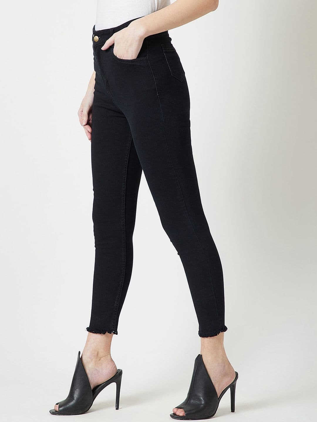 Dressberry Basics Women's Skinny Fringed Detail High Rise Cropped Stretchable Denim Jeans - view 1