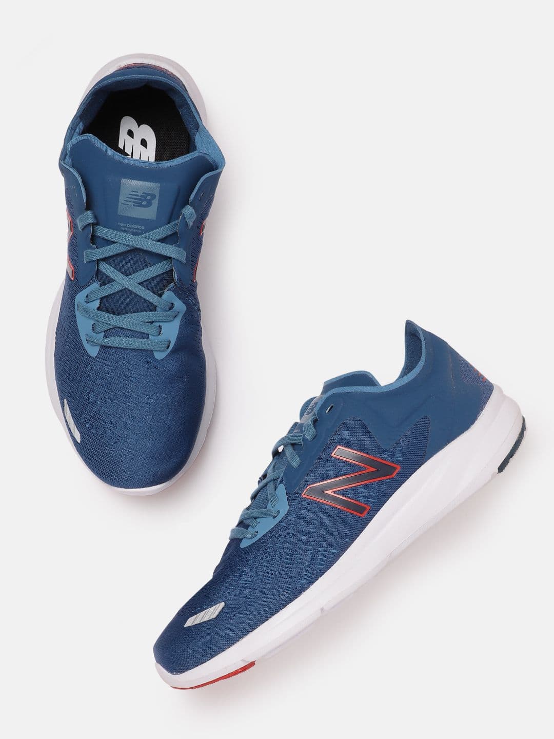 New Balance Men Woven Design DynaSoft Pesu Running Shoes - view 1
