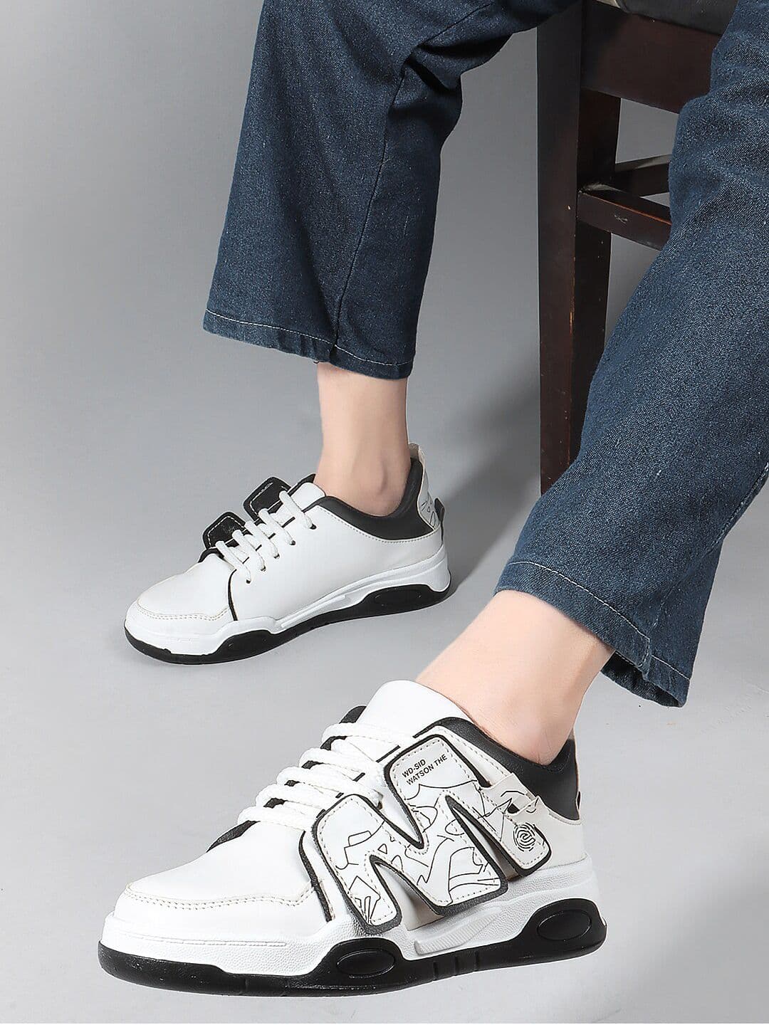 The Roadster Lifestyle Co Women Printed Running Sports Shoes - view 1