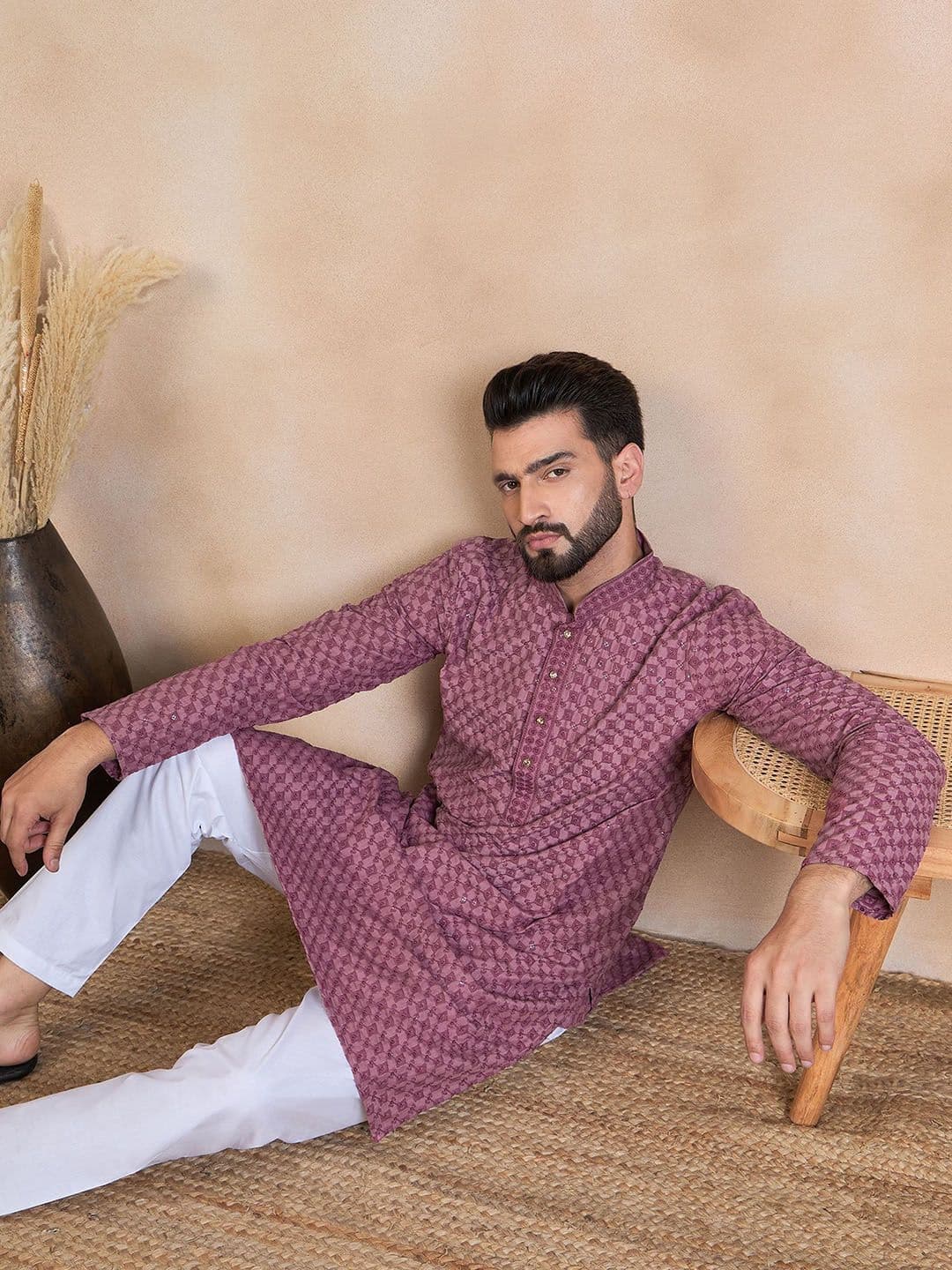 House of Pataudi Ethnic Motifs Embroidered Sequinned Mandarin Collar Straight Kurta - view 1