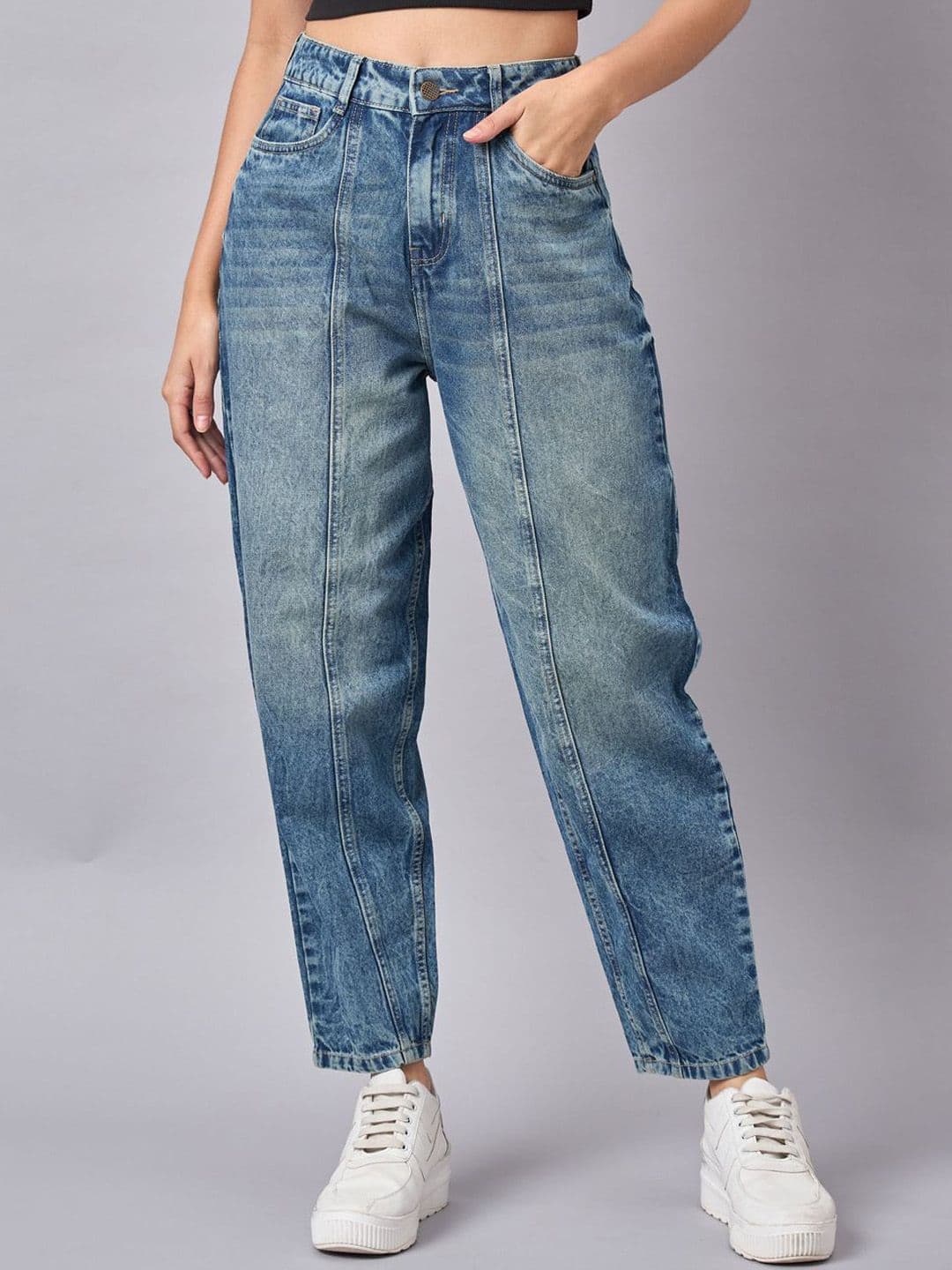 The Roadster Lifestyle Co Women Blue Tapered Fit High-Rise Light Fade Classic Jeans - view 1