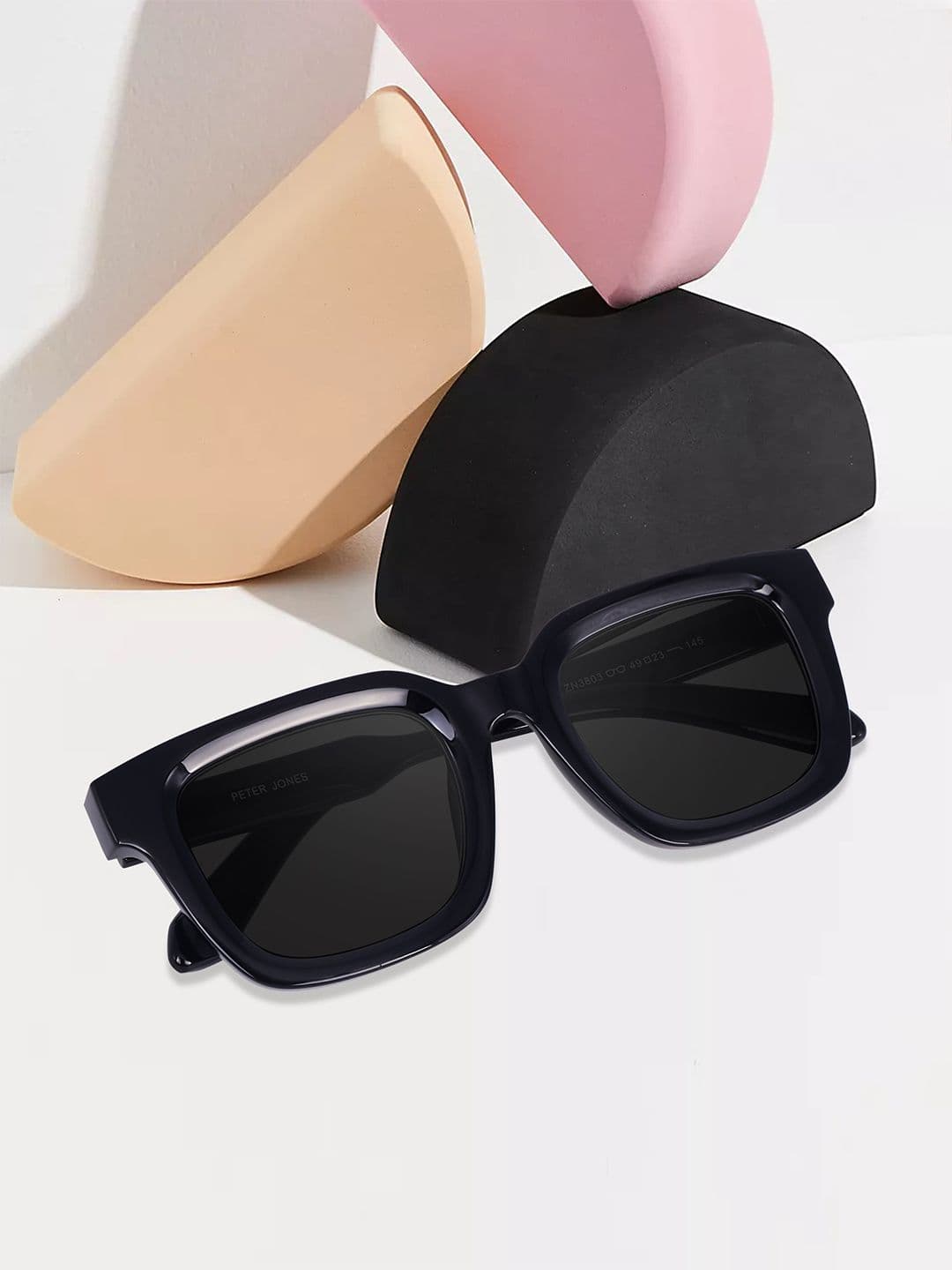 Peter Jones Eyewear Unisex Oversized Sunglasses with Polarised Lens 3803B - view 1