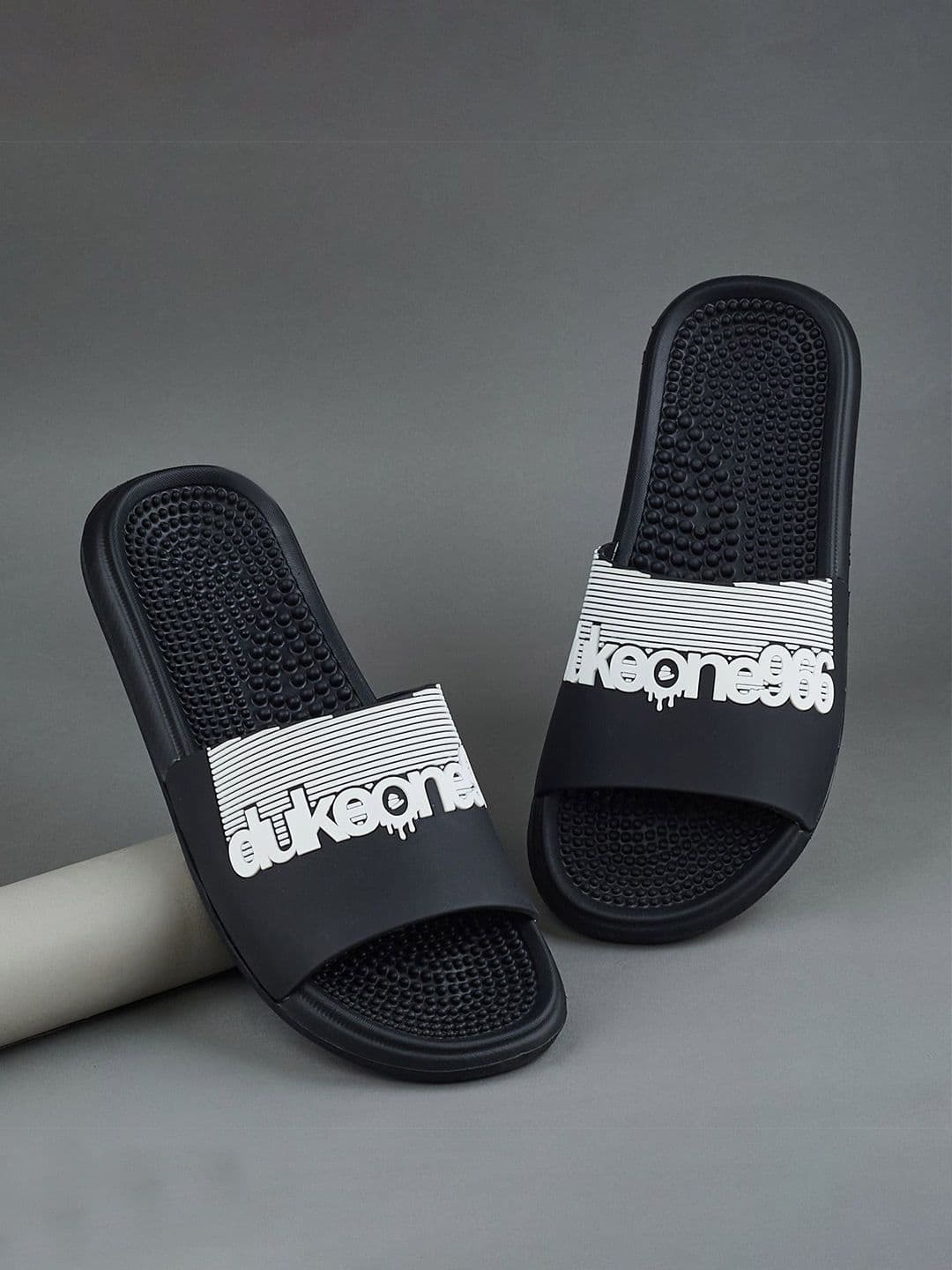 Duke Men Printed Sliders - view 1