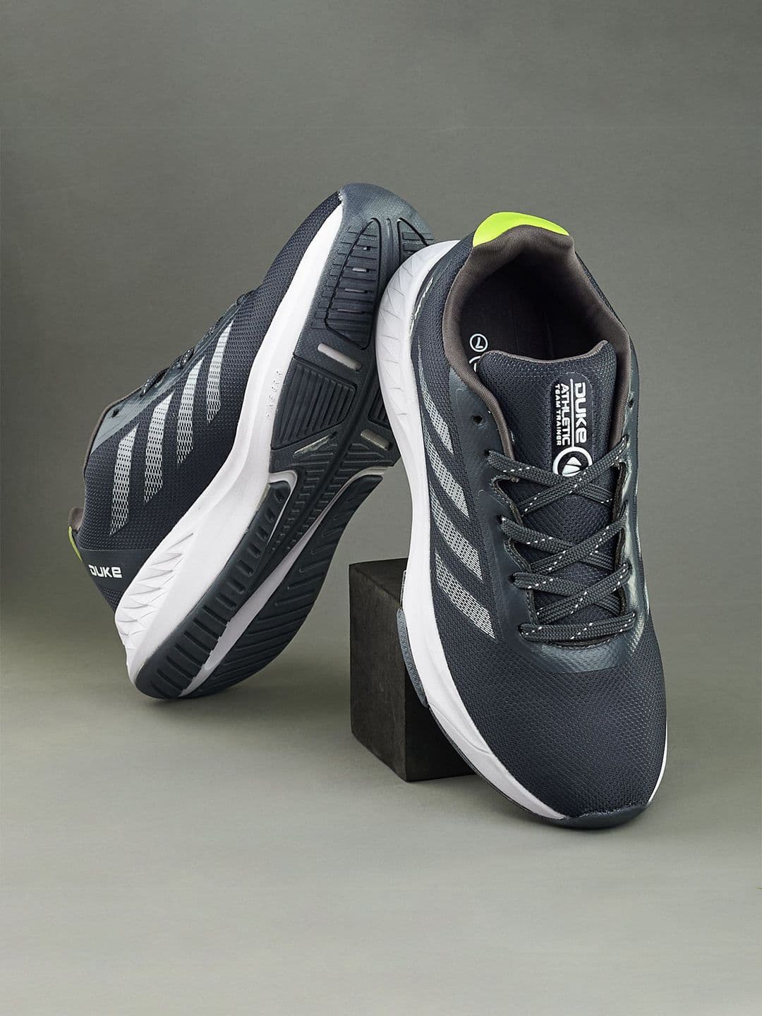 Duke Men Resin-Print 3D Textile Training or Gym Shoes - view 1