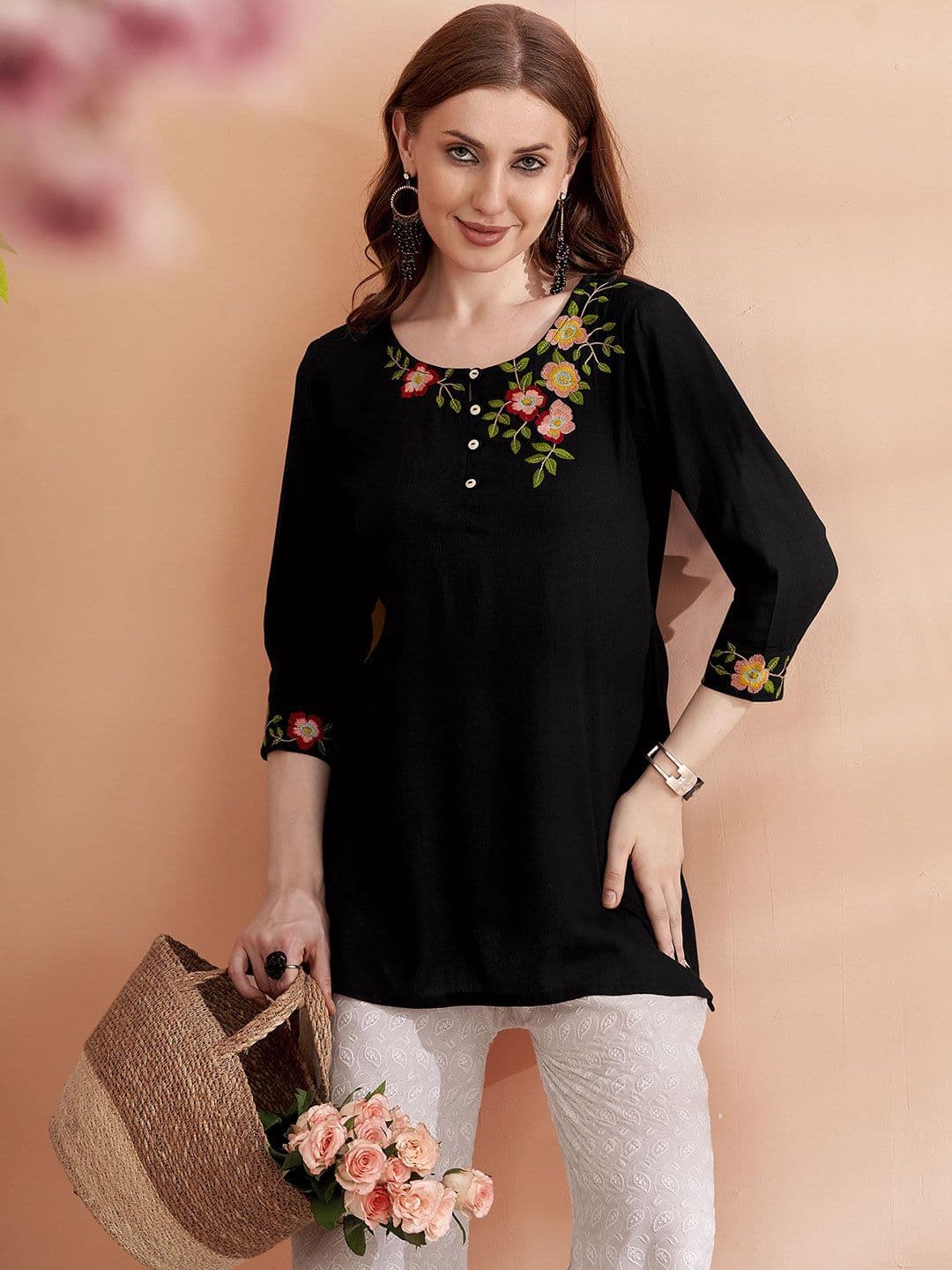 Anouk X fwd Women Floral Embroidered Above Knee Kurta - view 1
