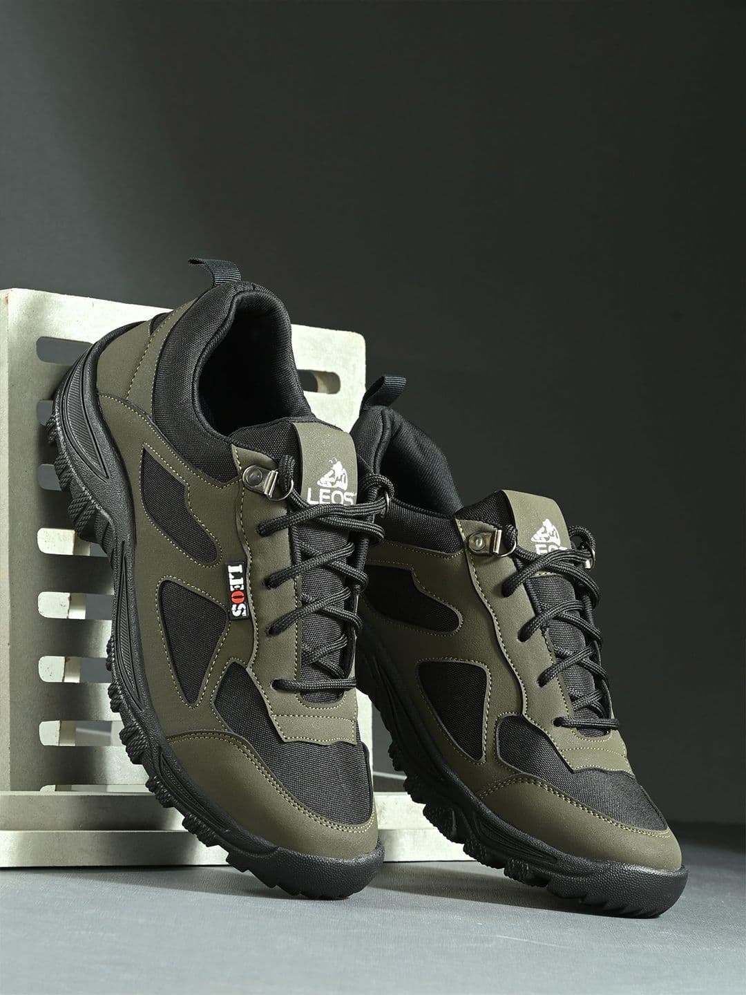 Leo's Fitness Shoes Men Canvas Trekking Shoes LFS2979 - view 1