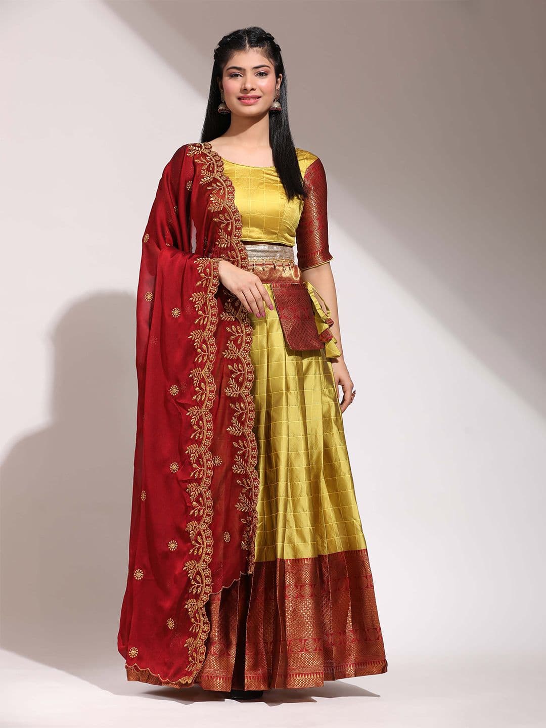 Fabcartz Women Lehenga & Unstitched Blouse With Dupatta - view 1