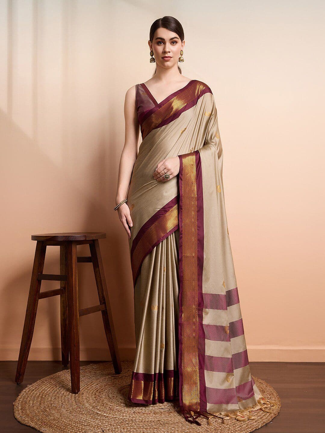 SGF11 Ethnic Motifs Woven Design Zari Kanjeevaram Silk Saree - view 1