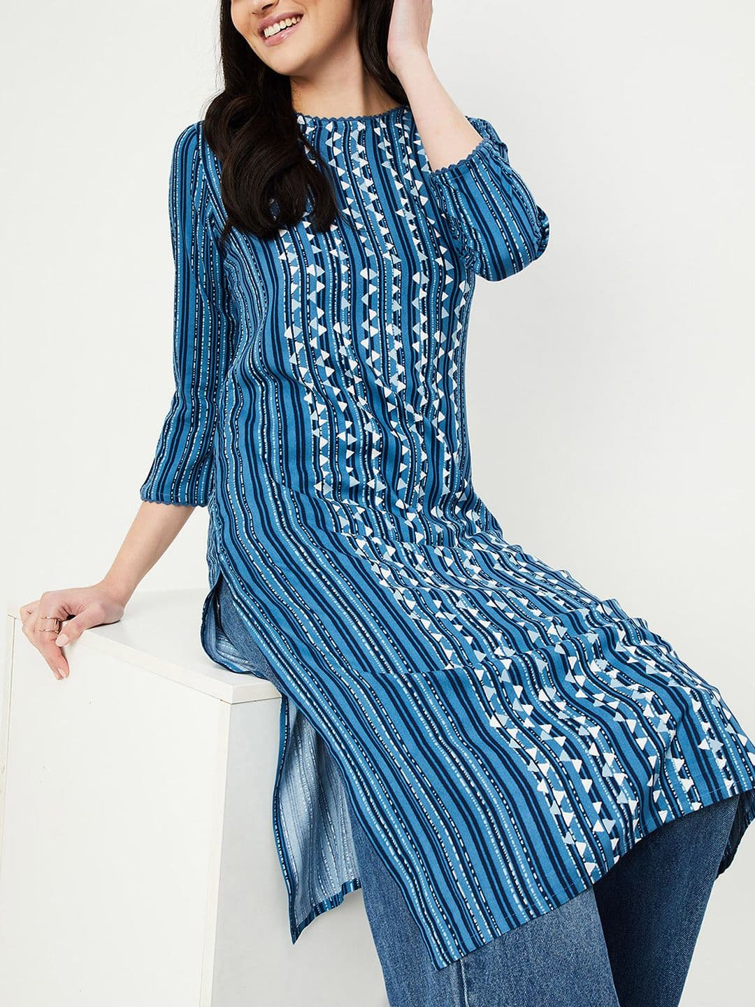 max Striped Round Neck Three-Quarter Sleeves Kurta - view 1