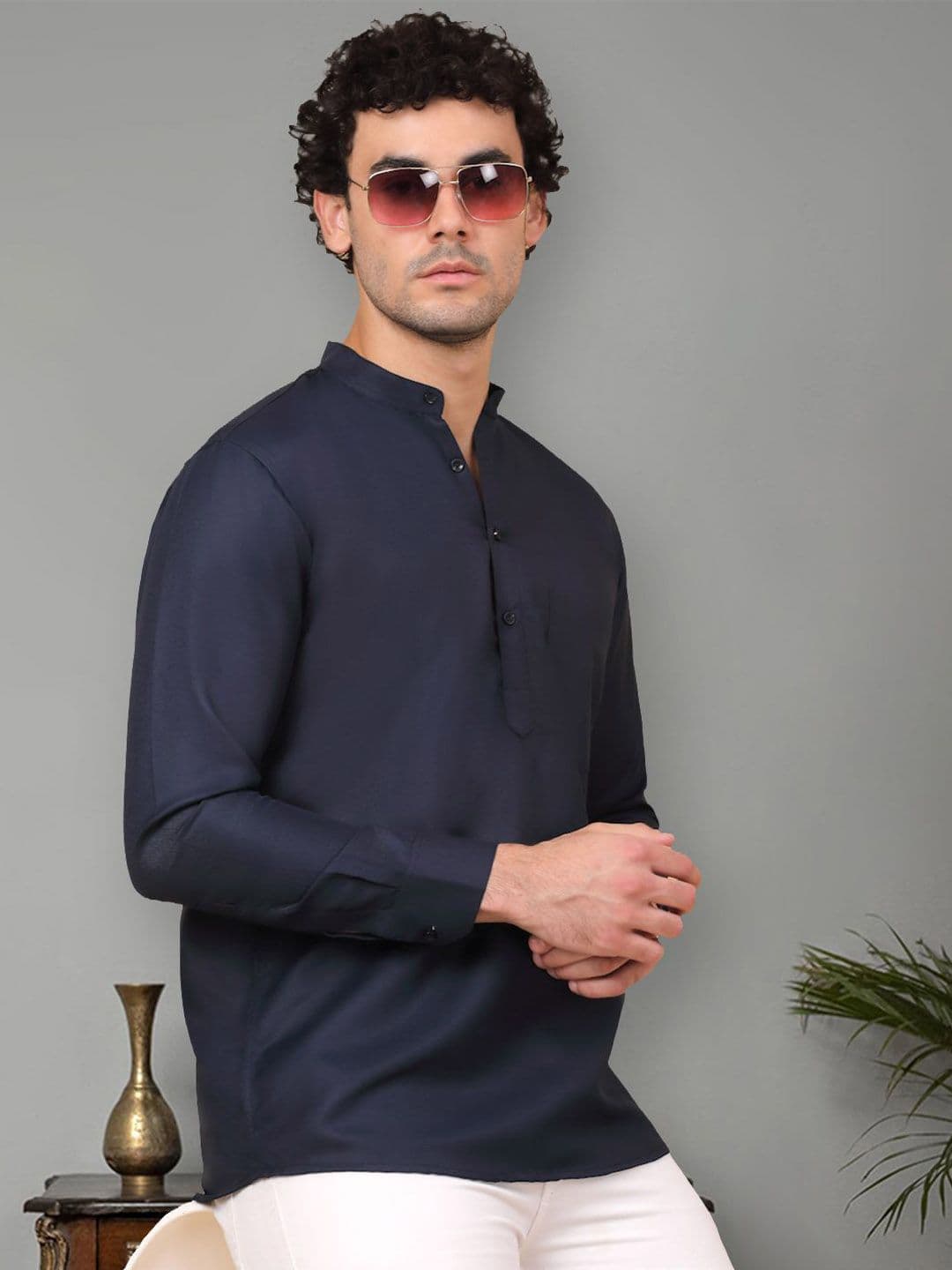 Jompers Mandarin Collar Cotton Straigth Short Kurta - view 1