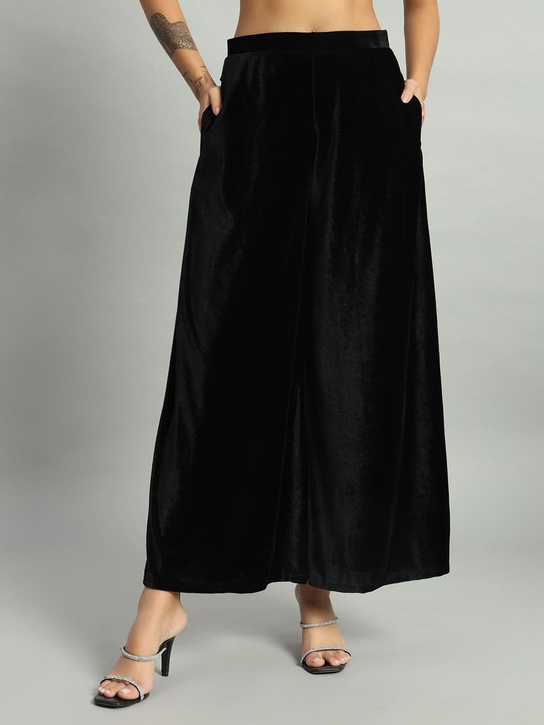 VAARARO Women Velvet Wide Leg Palazzos - view 1