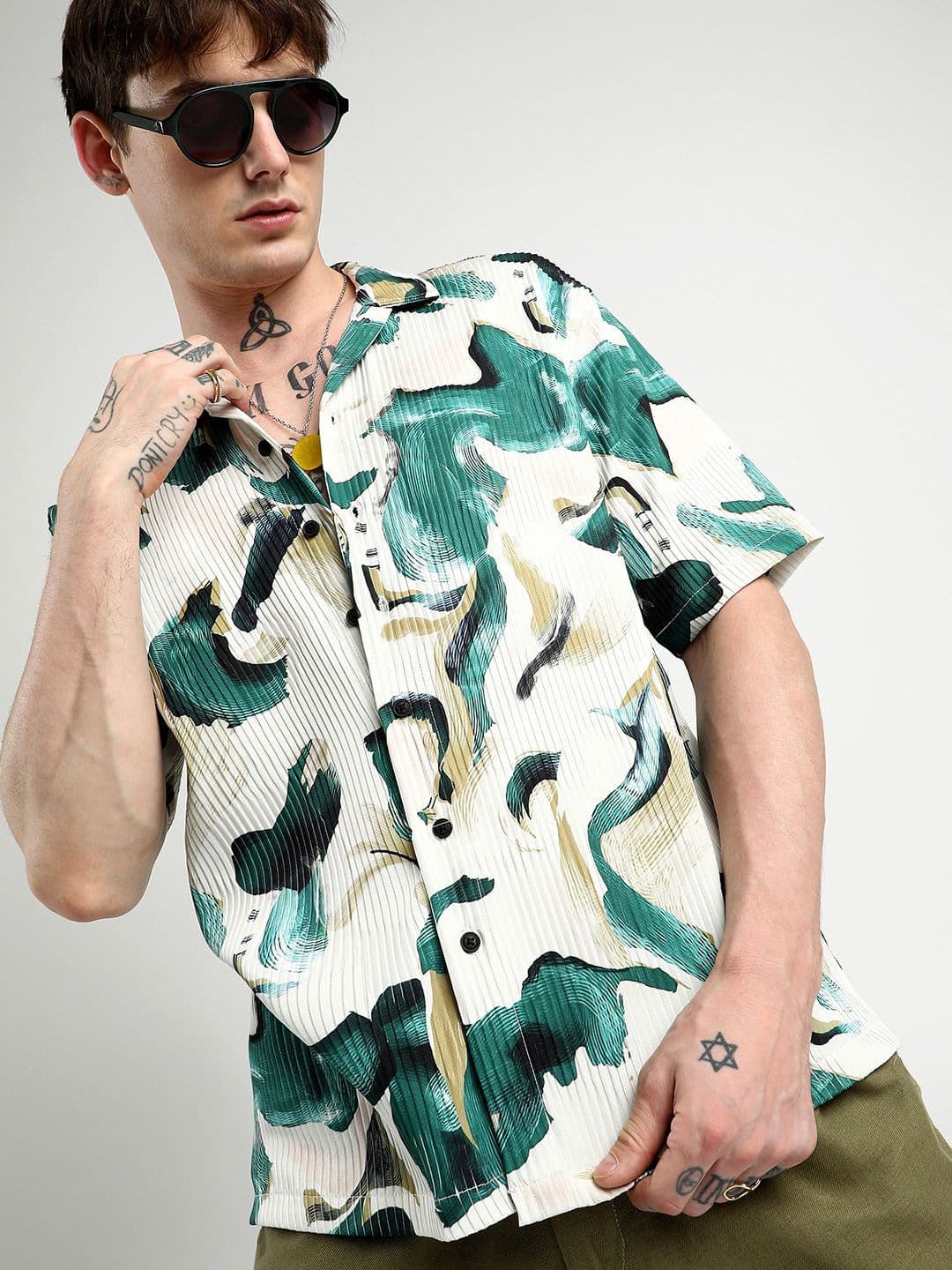 CAHOOT Men Comfort Swirl Strokes Printed Oversized Casual Shirt - view 1
